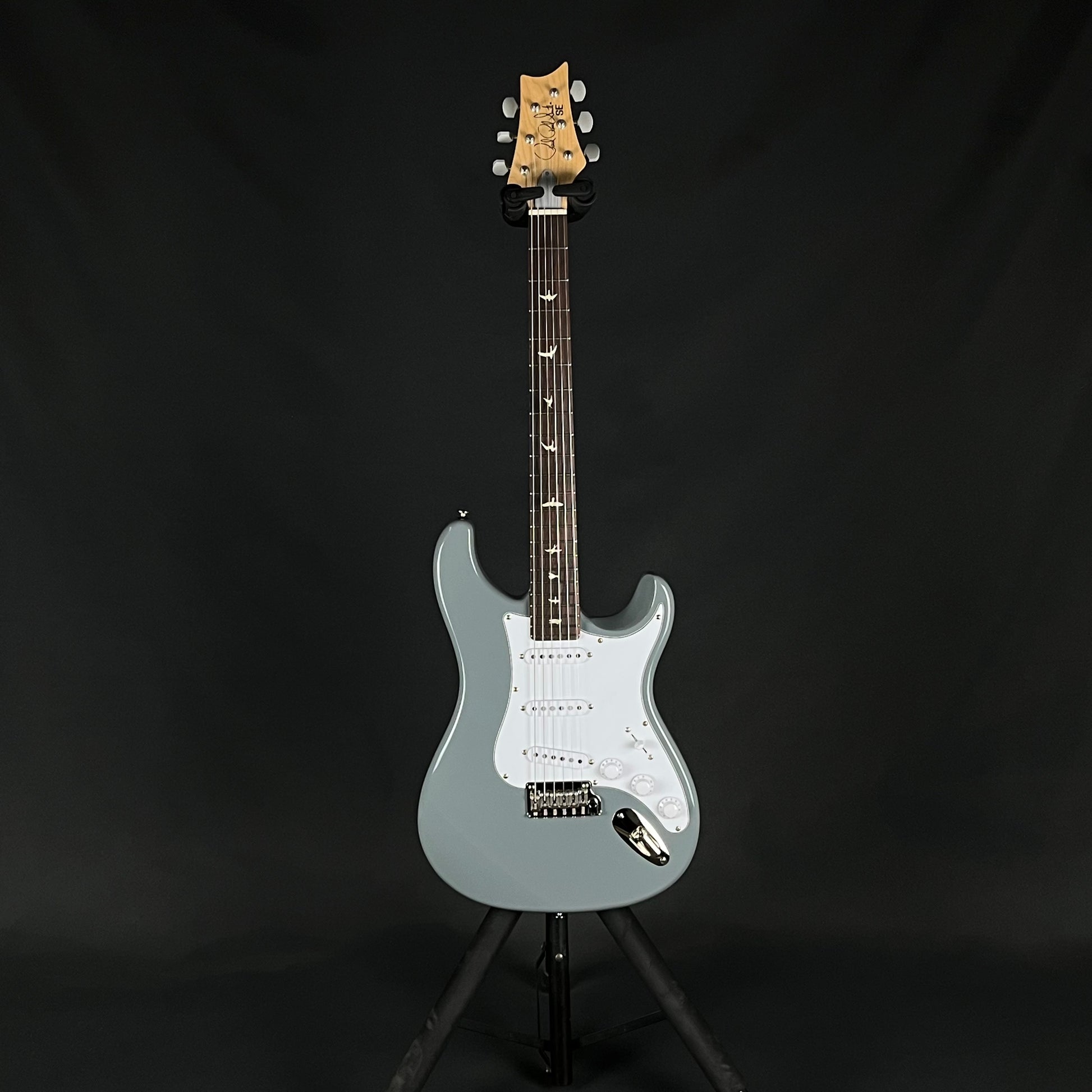 PRS SE SILVER SKY 2023