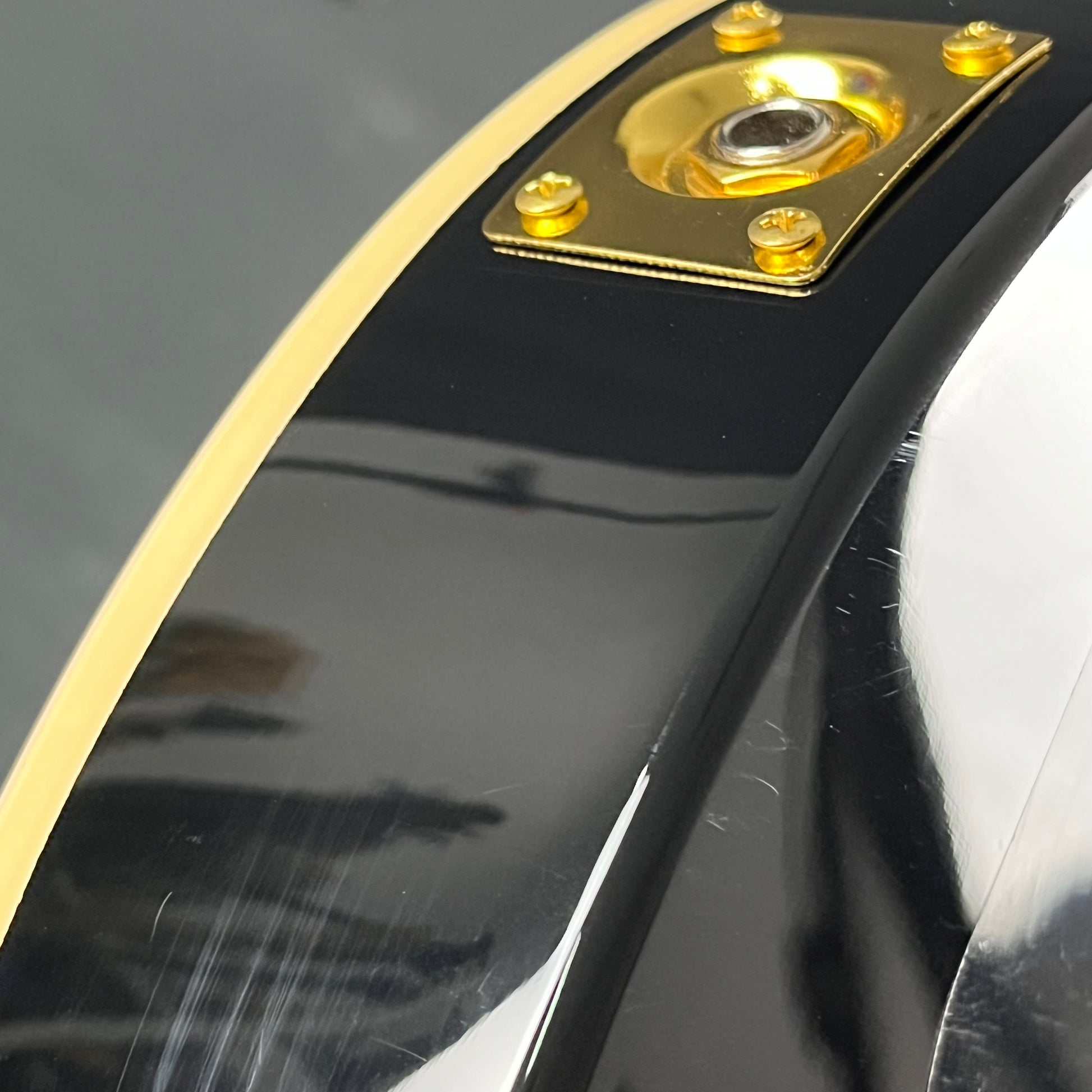 BUSKER’S Les Paul BLC-500/BLK