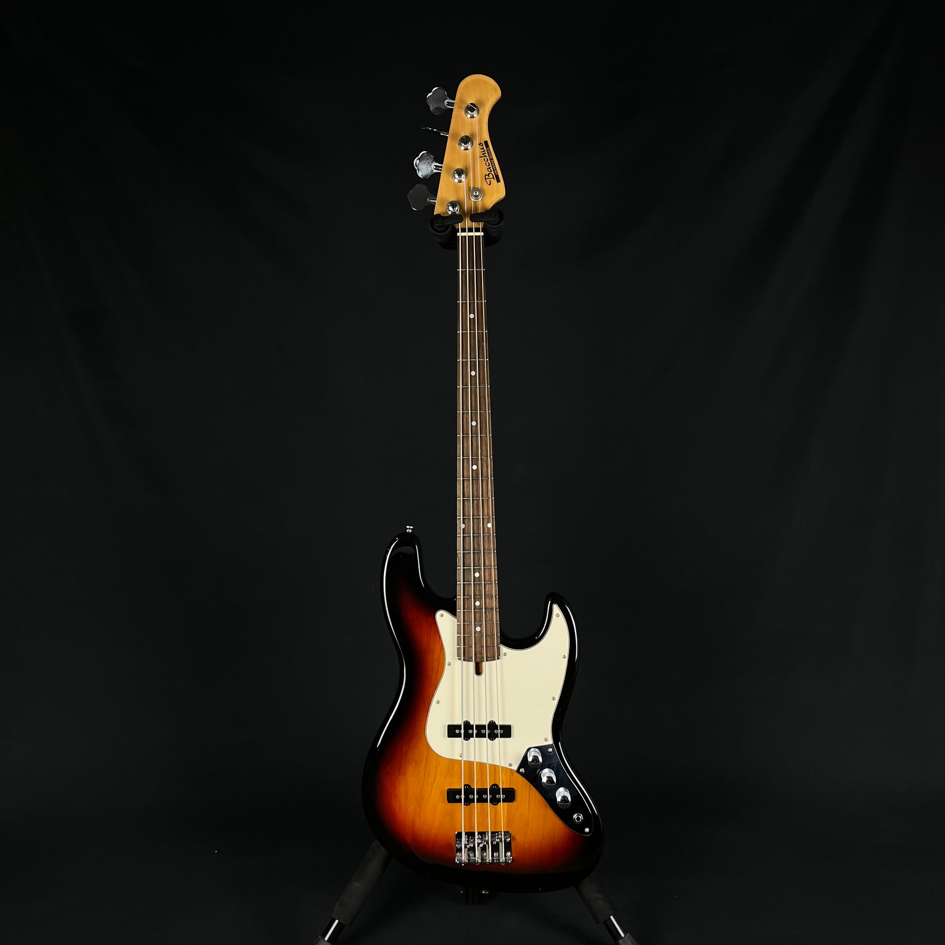 Bacchus Universe Series Jazz Bass
