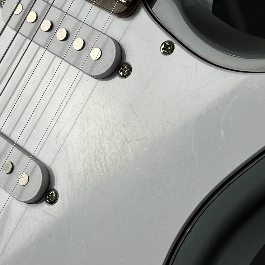 PRS SE SILVER SKY 2023