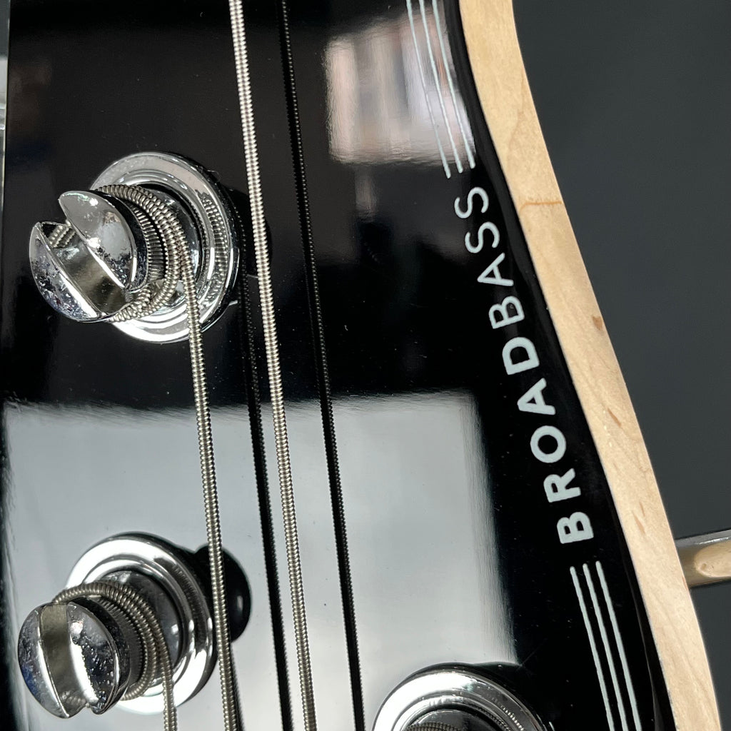 YAMAHA BB435 Bass
