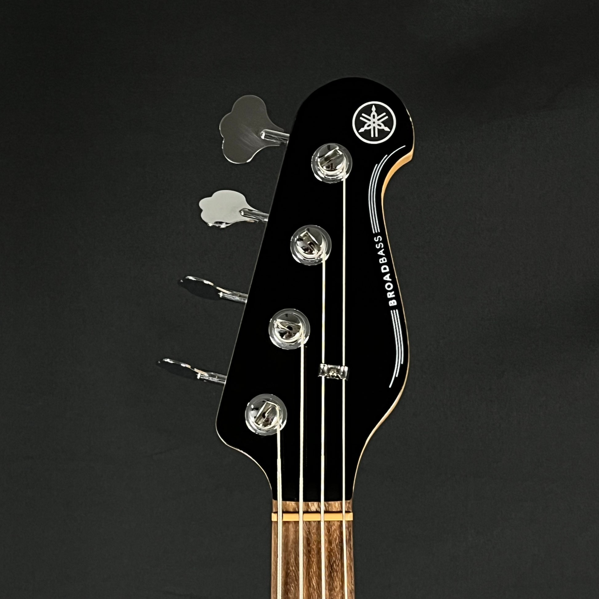 YAMAHA BB434 Bass