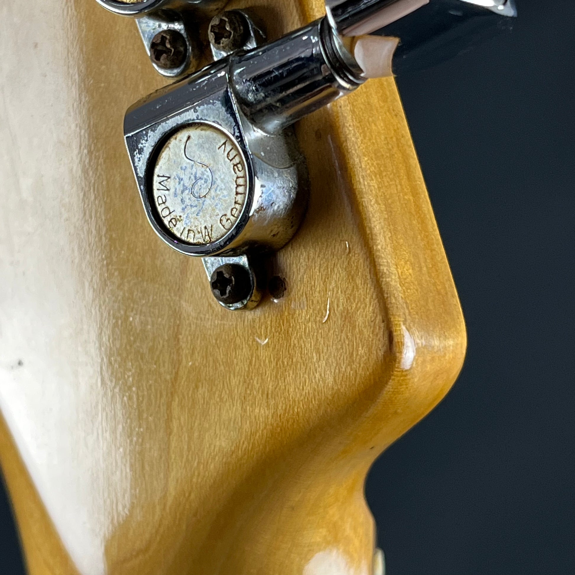 Fernandes Japan FST-50 Stratocaster (Stone Logo)