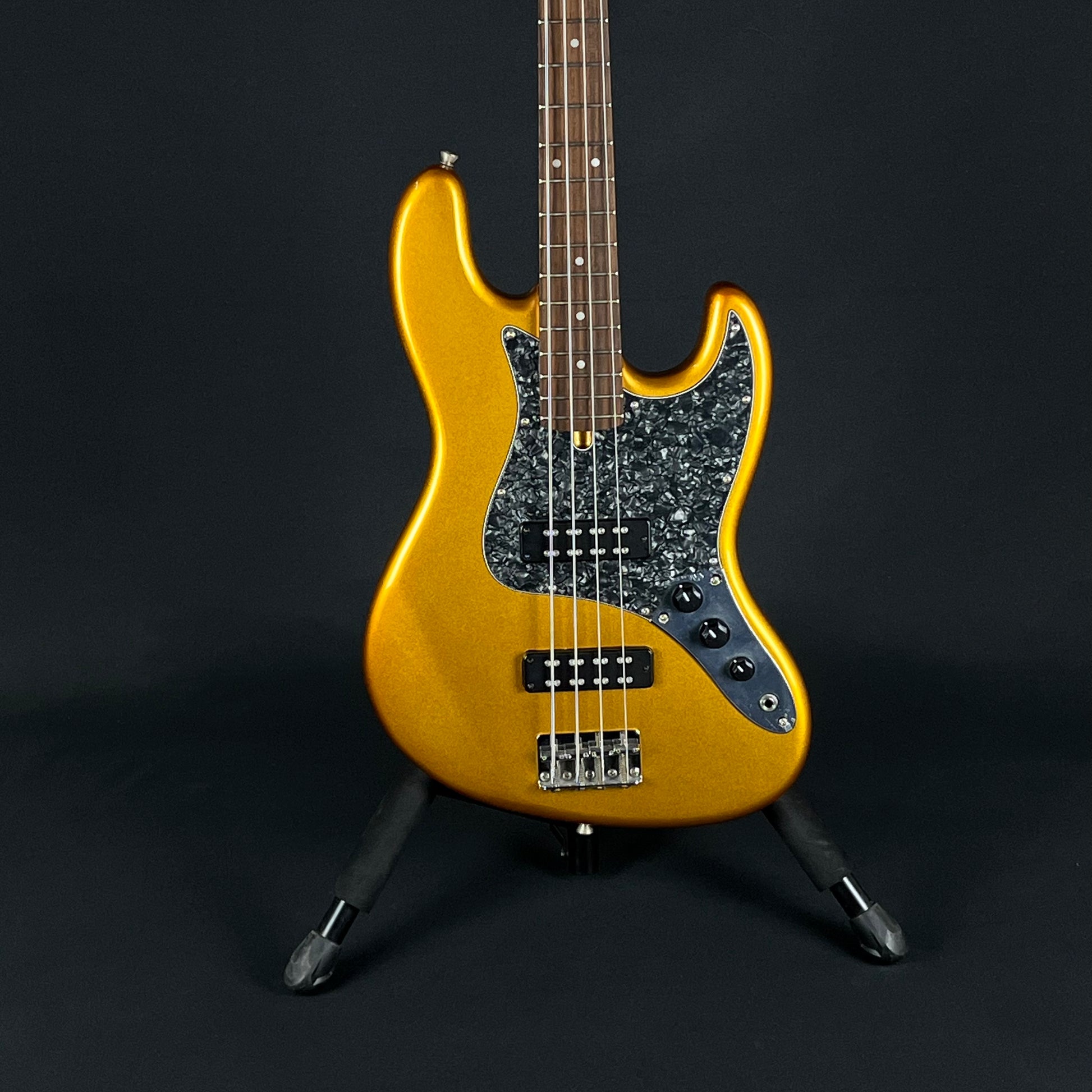 Bacchus BJB-2R Bass