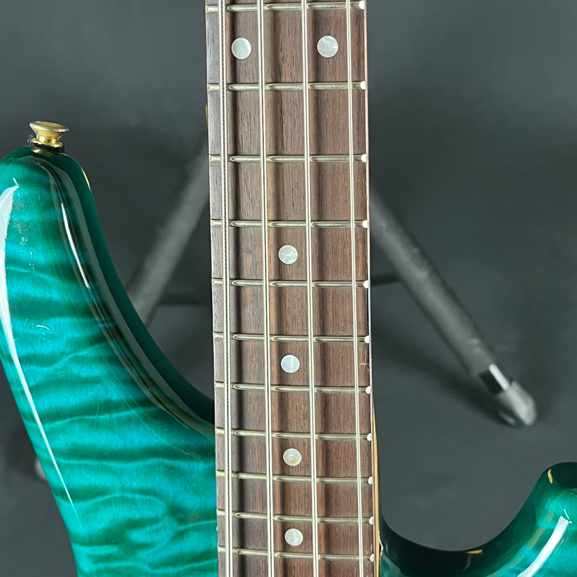 YAMAHA Motion B Bass