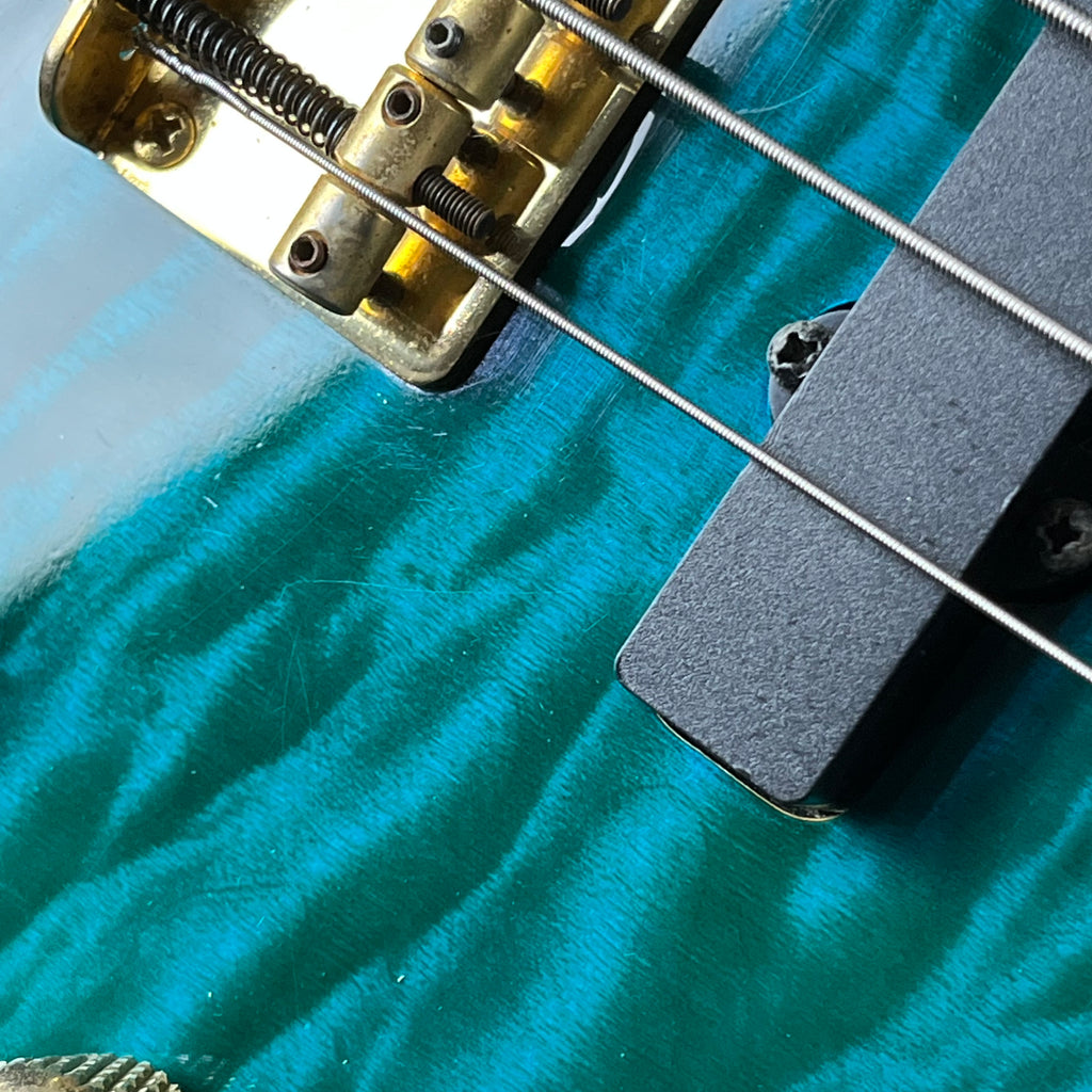 YAMAHA Motion B Bass