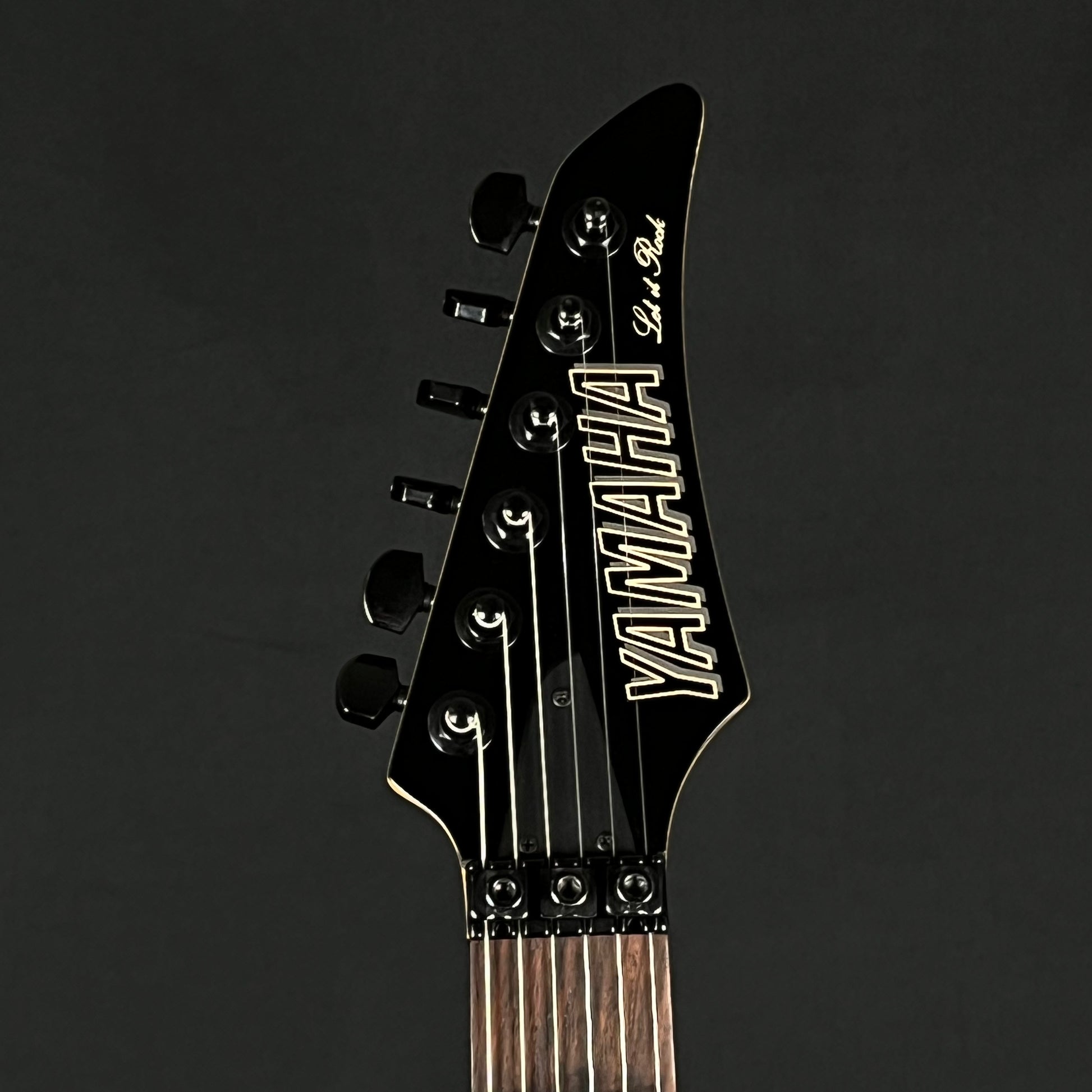 YAMAHA YG512