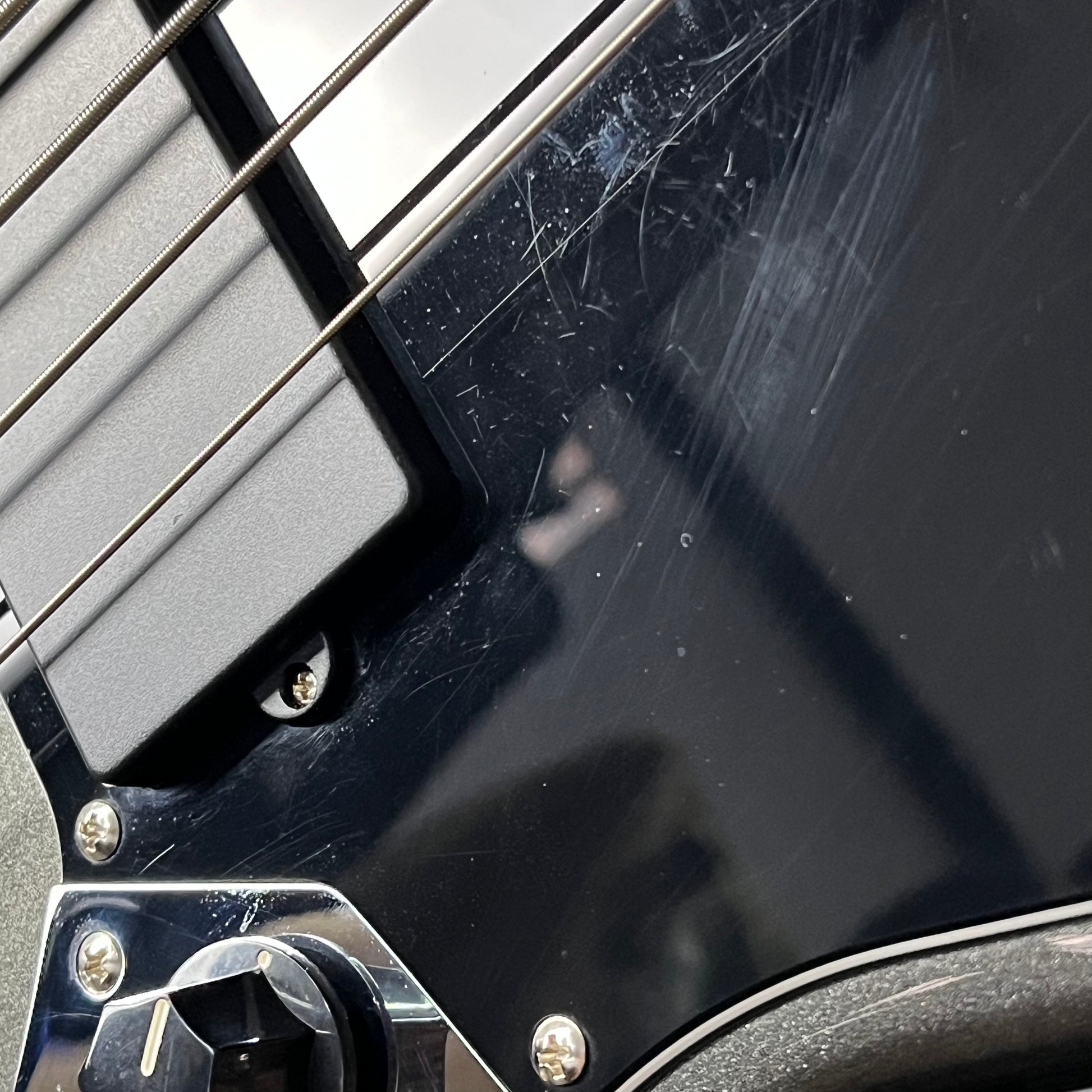 Squier Affinity Jaguar Bass H