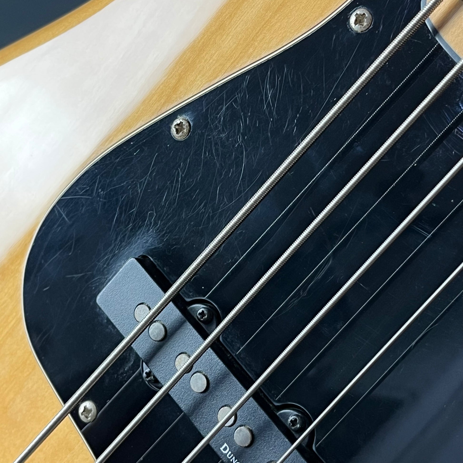 Squier Vintage Modified 70s Jazz Bass