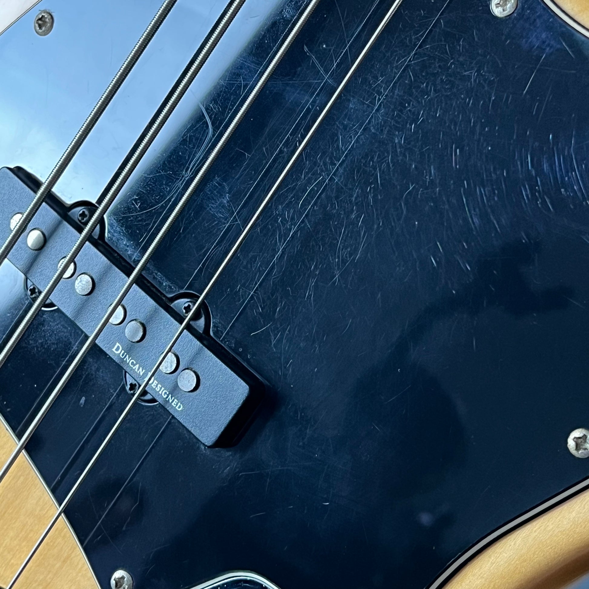 Squier Vintage Modified 70s Jazz Bass