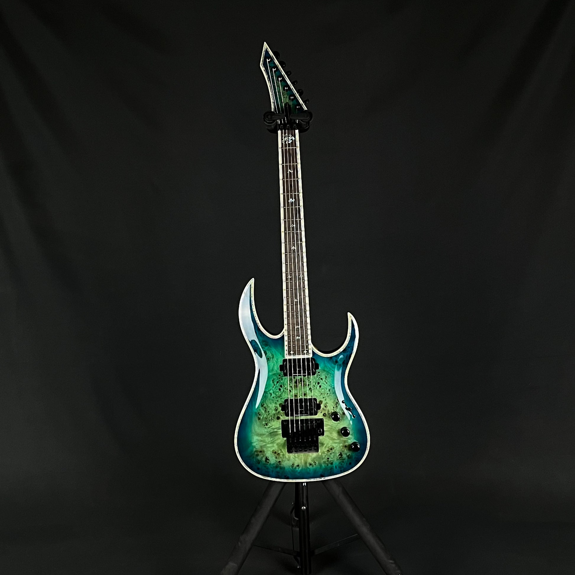 B.C. Rich Shredzilla Prophecy Archtop