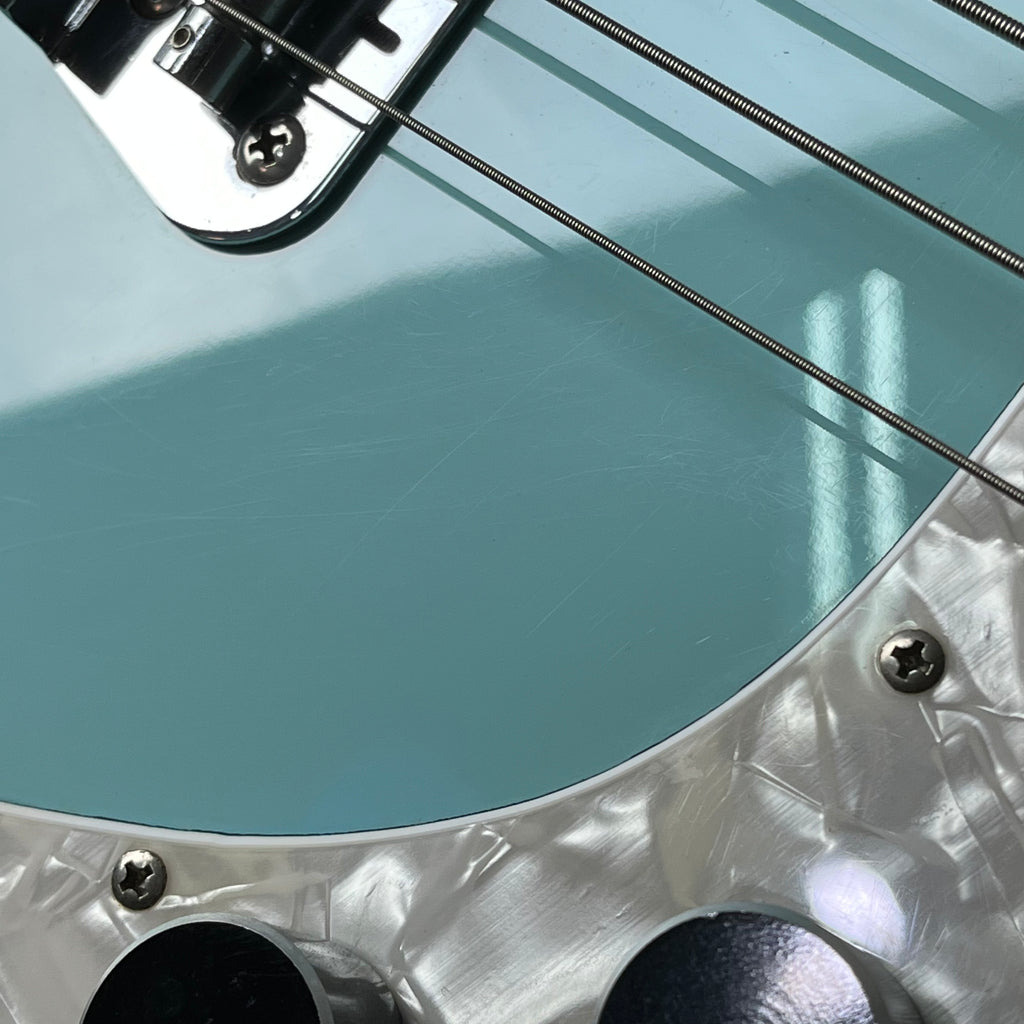 Squier Affinity Bronco Bass *Mod*