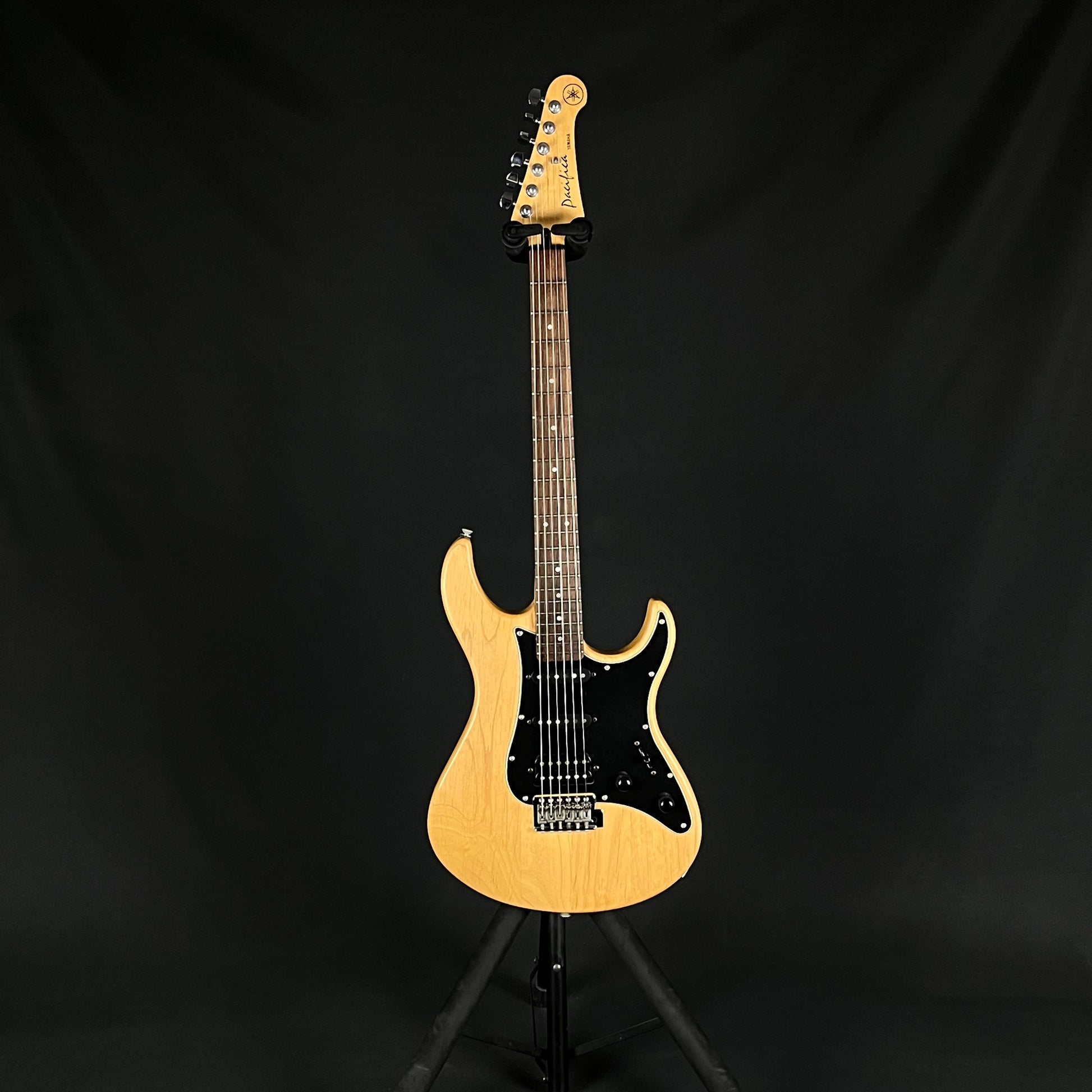 YAMAHA PAC112J