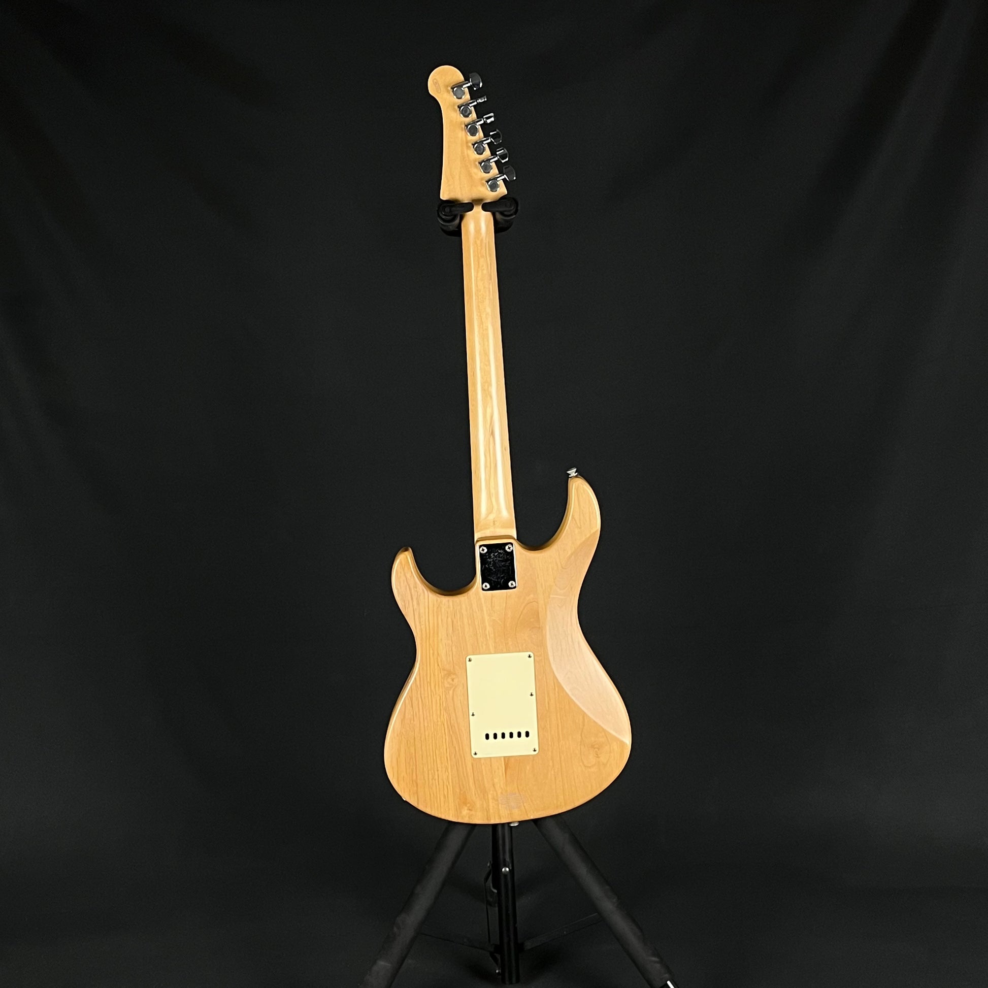 YAMAHA PAC112J