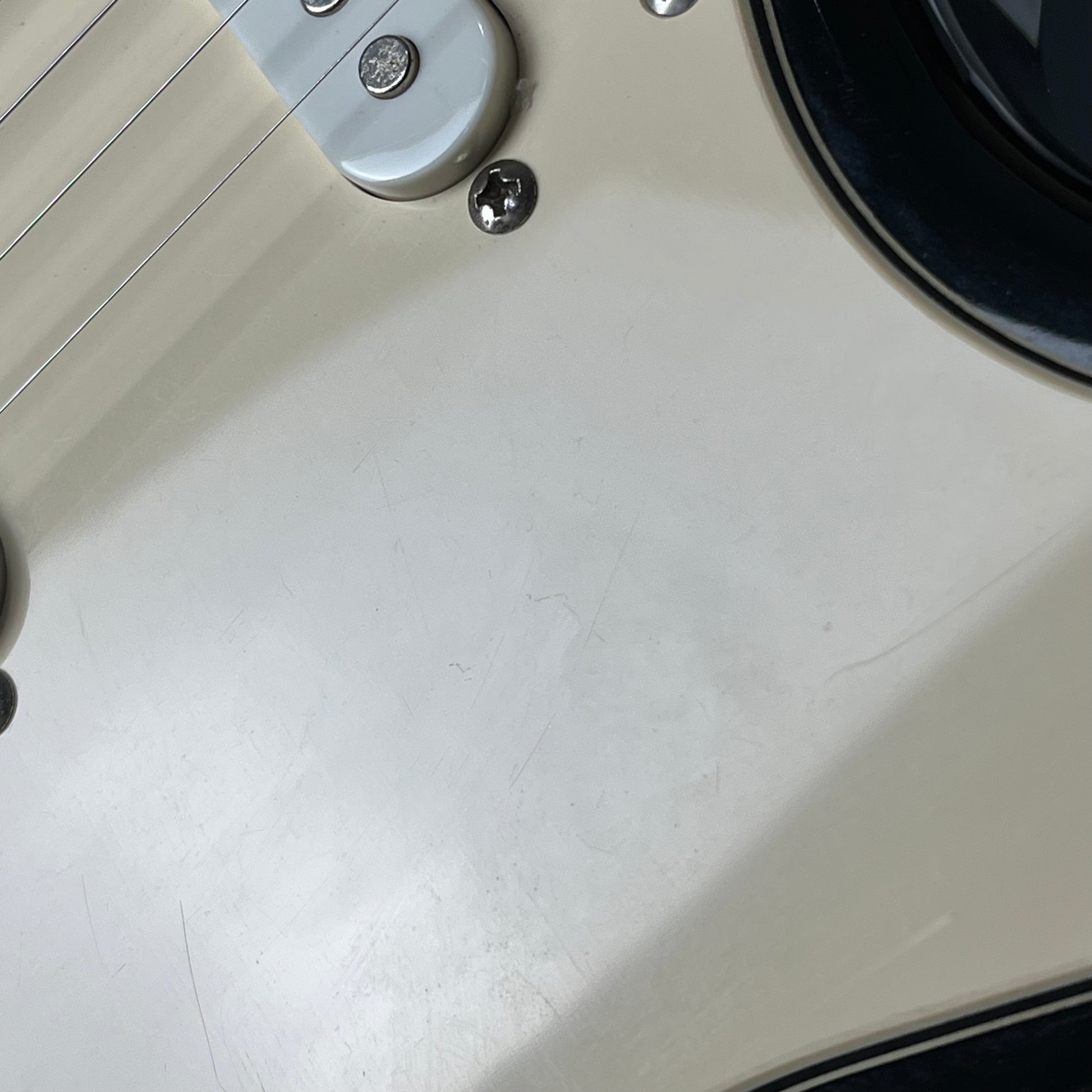 Squier Standard Stratocaster MH