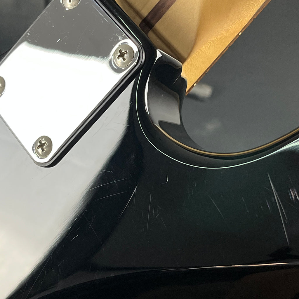 Squier Standard Stratocaster MH