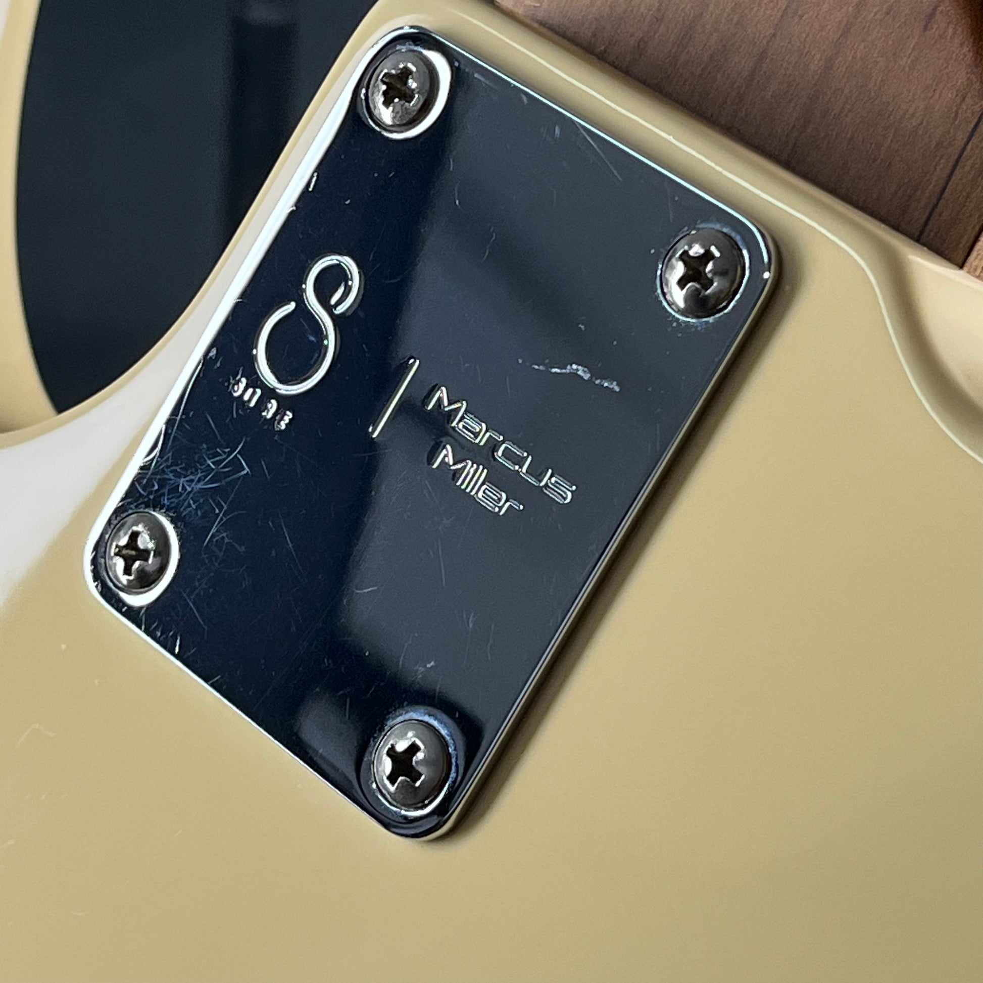 Sire Marcus Miller D5 Alder-4