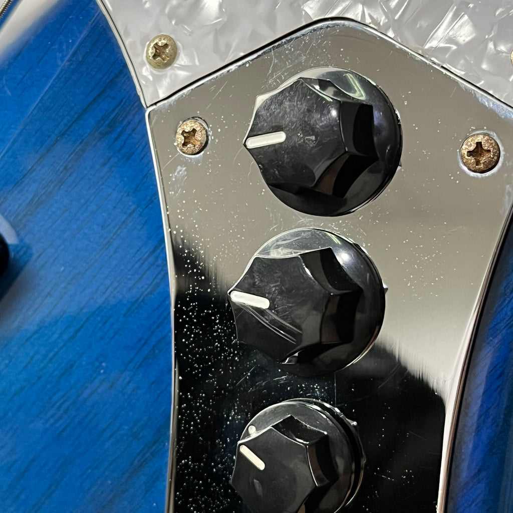 GrassRoots G-Amaze Bass