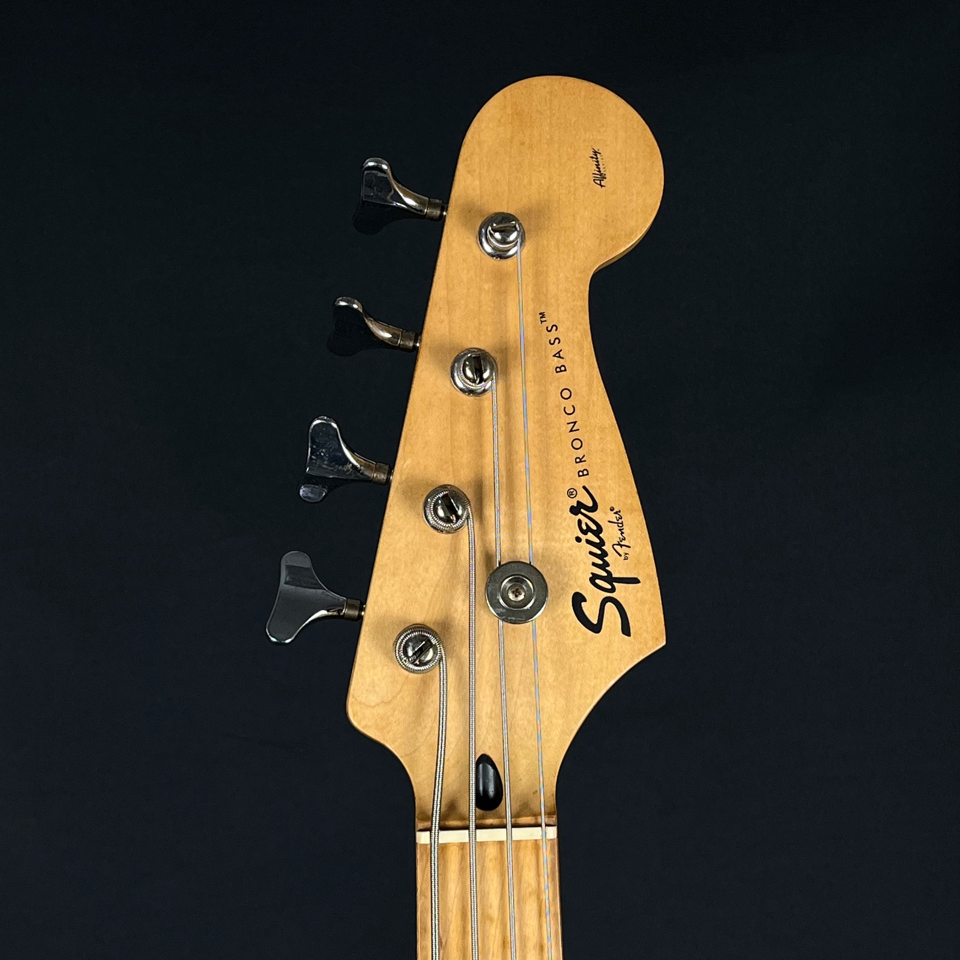 Squier Badtz-Maru Bronco Bass