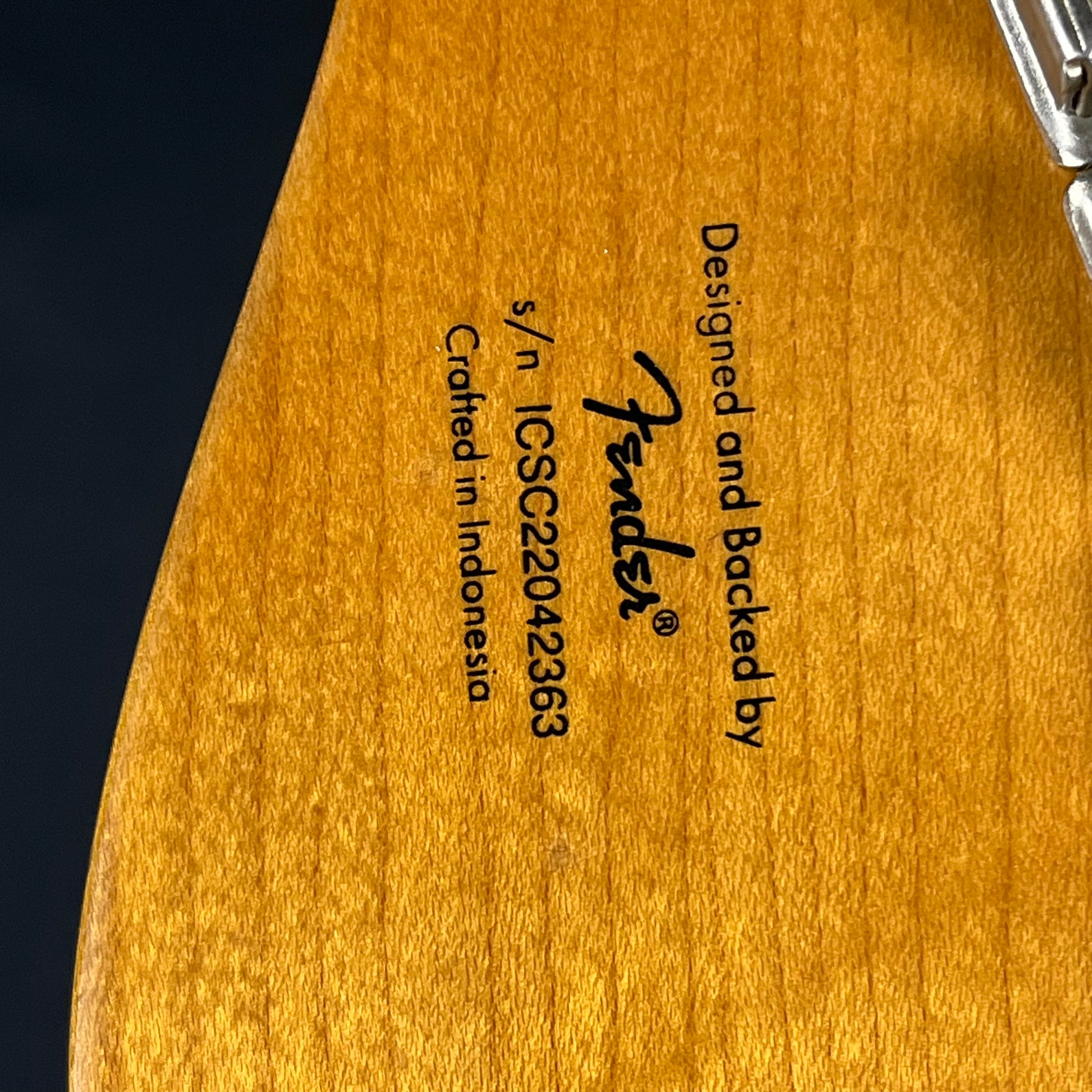 Squier Classic Vibe Bass VI