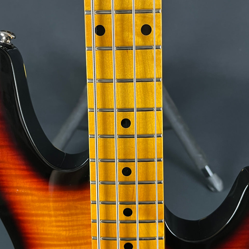 G&L Tribute Series L-2000 Bass