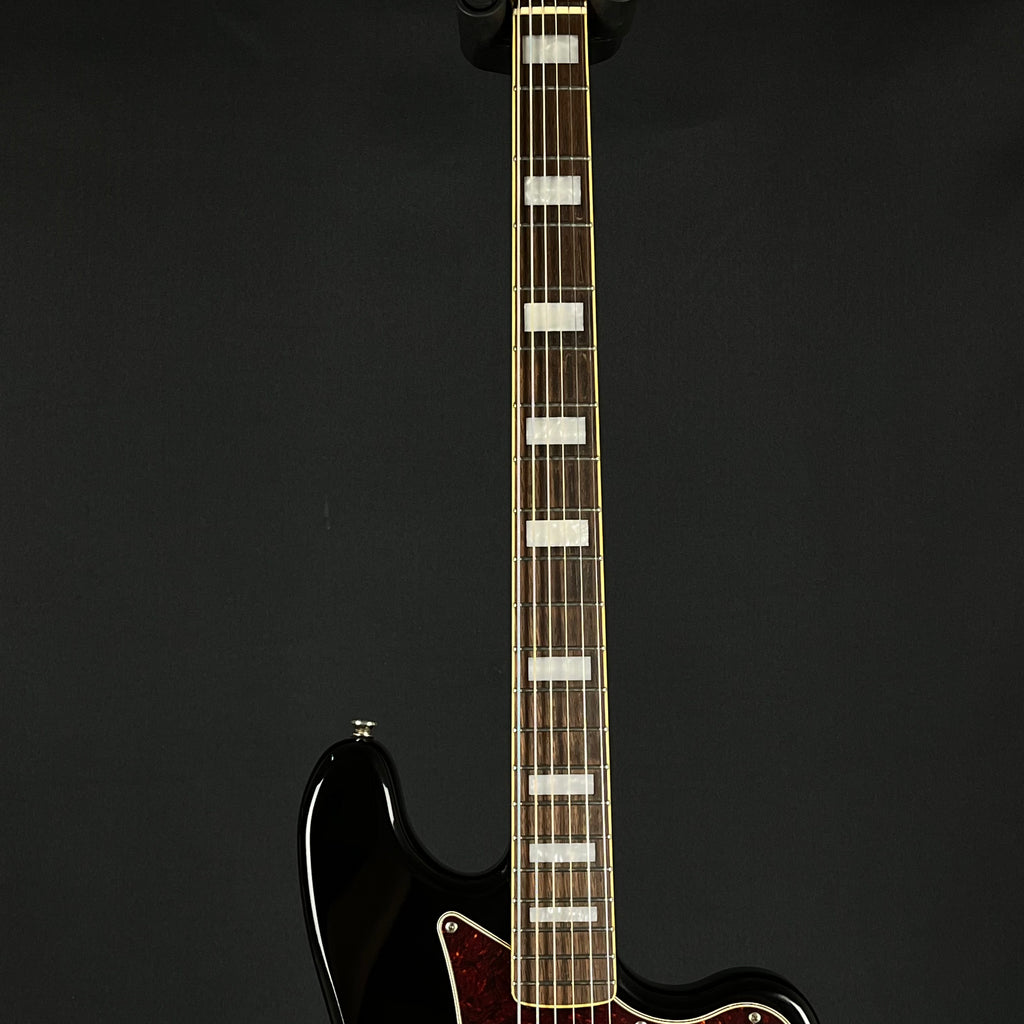 Squier Classic Vibe Bass VI