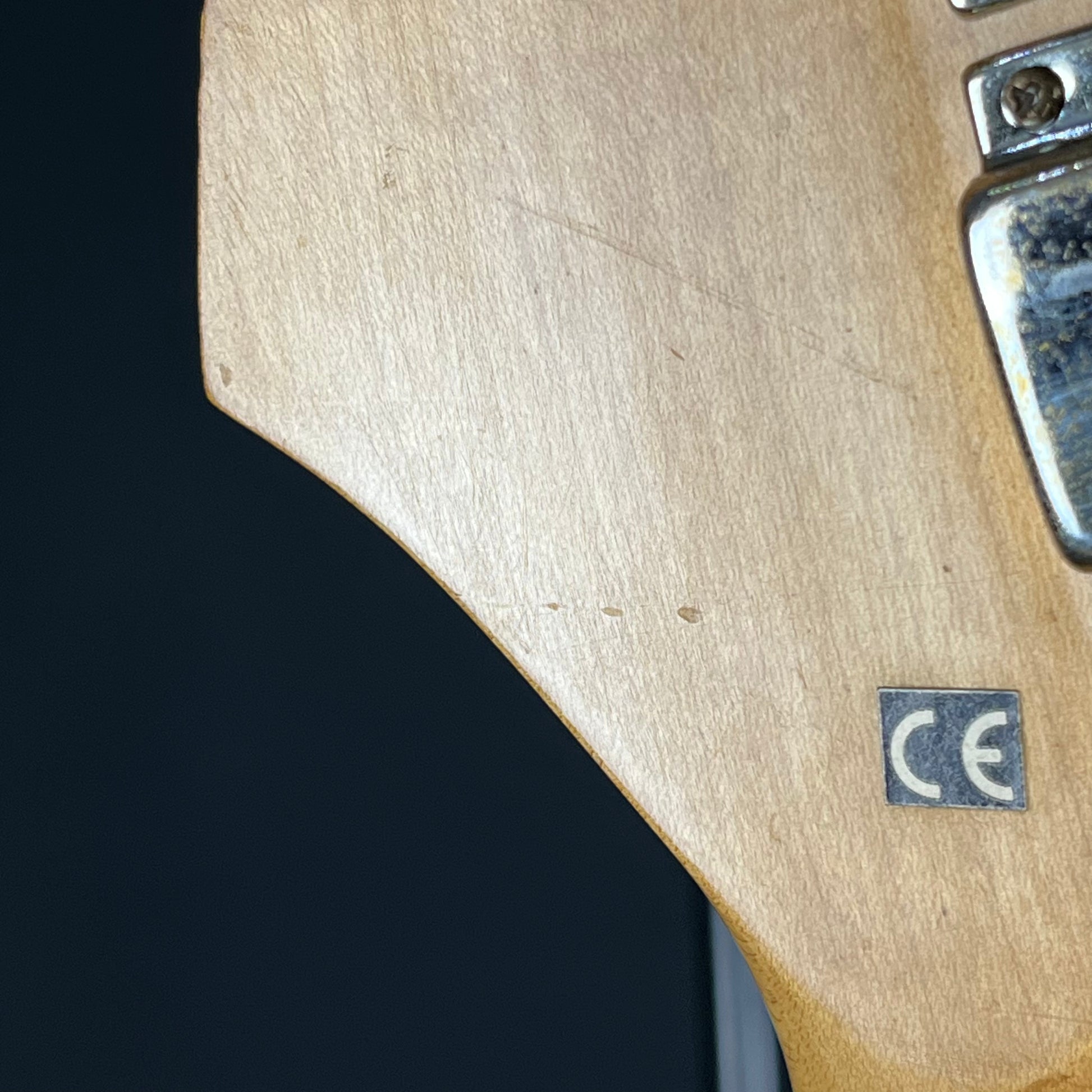 Squier Badtz-Maru Bronco Bass