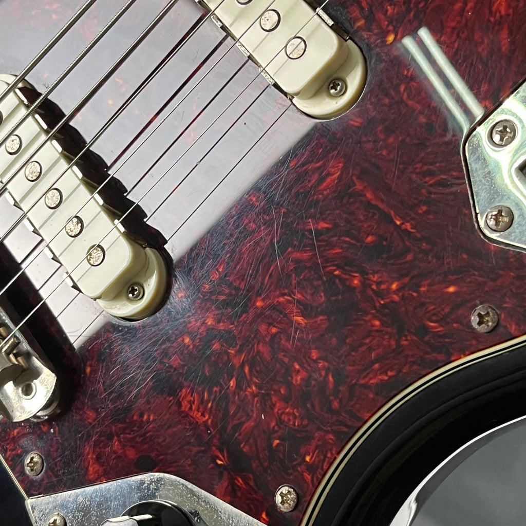 Squier Classic Vibe Bass VI