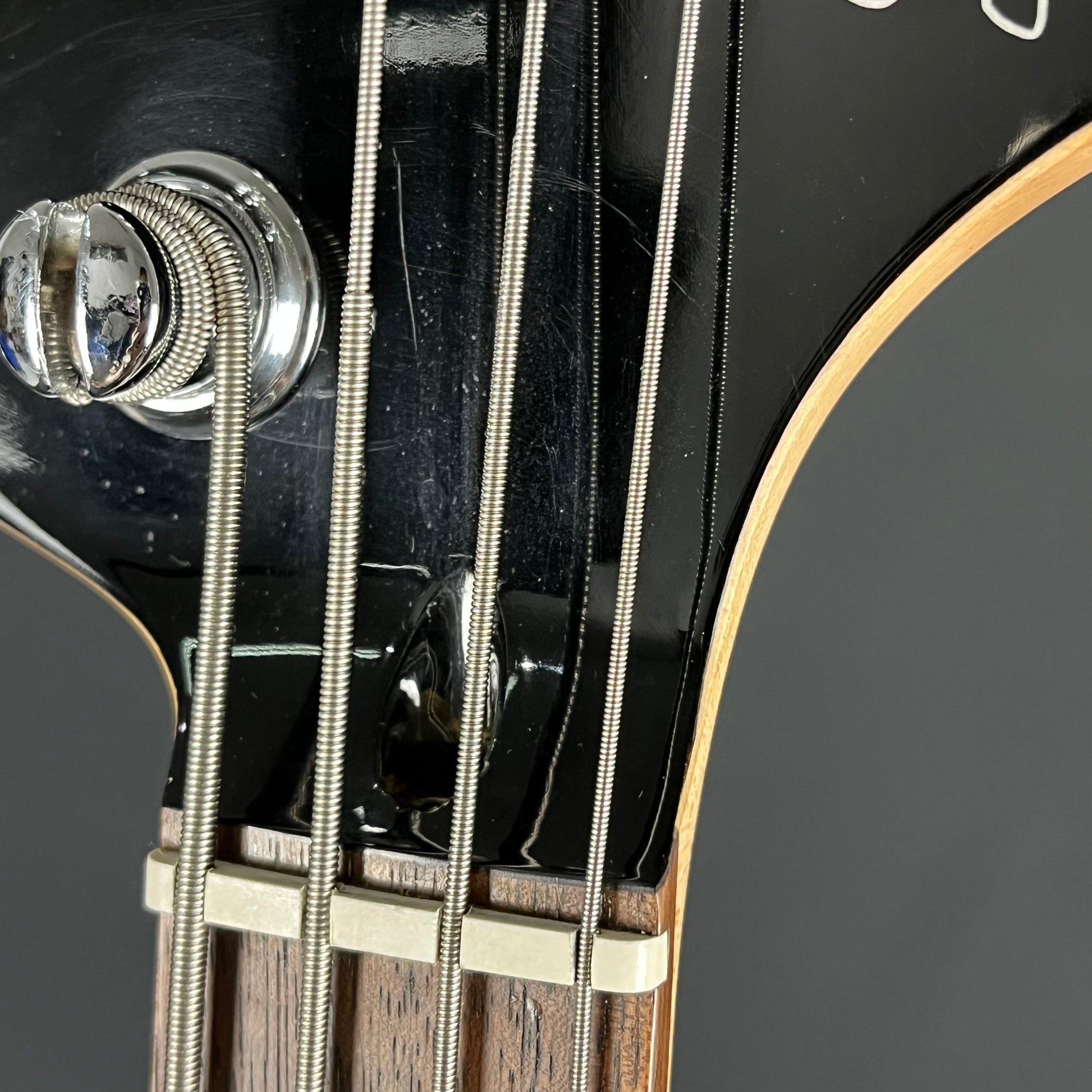 Squier Vintage Modified 70s Jaguar Bass