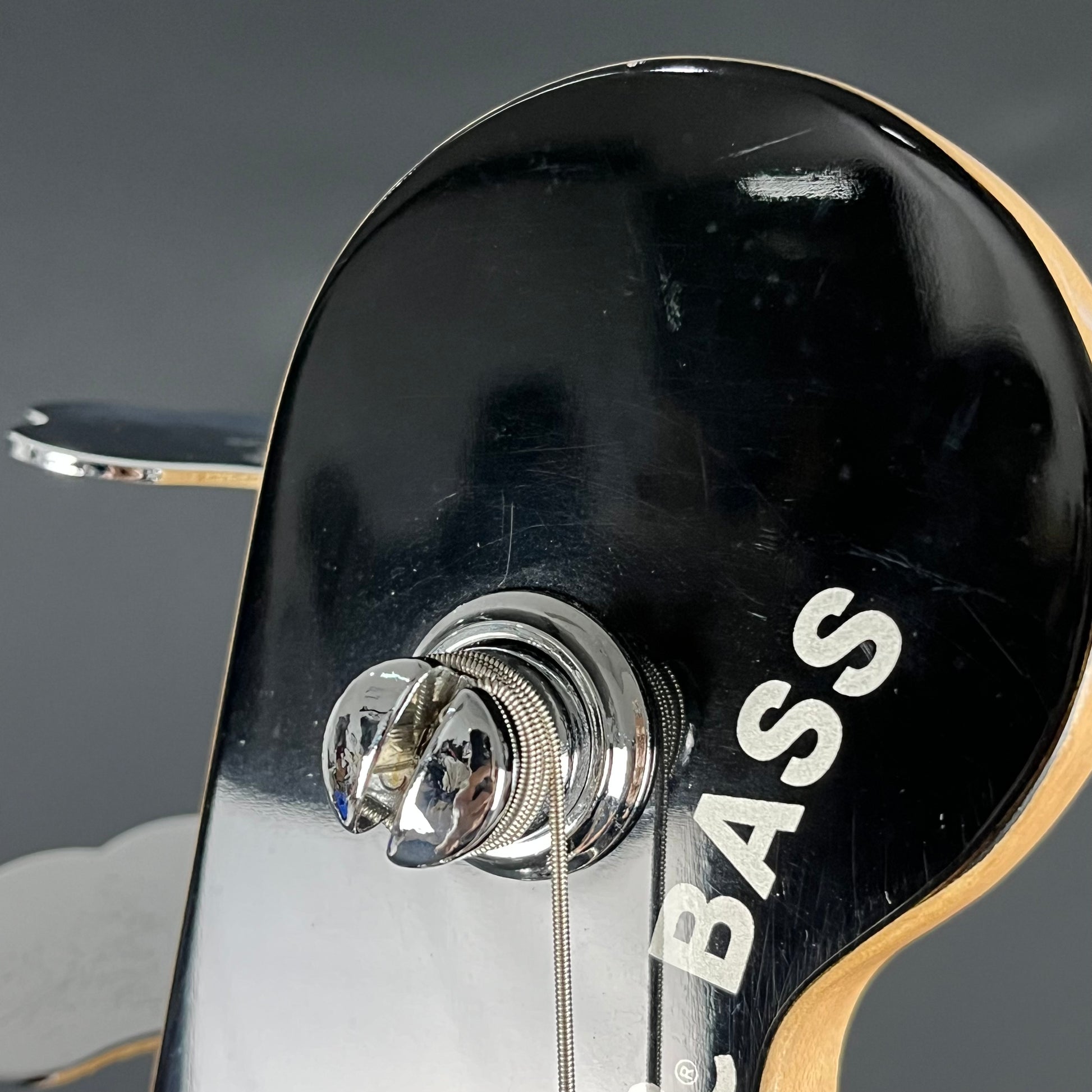 Squier Vintage Modified 70s Jaguar Bass