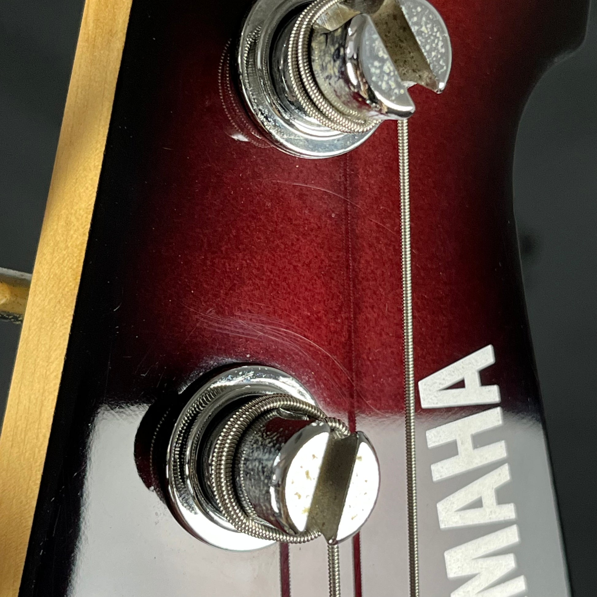 YAMAHA BB414 Bass