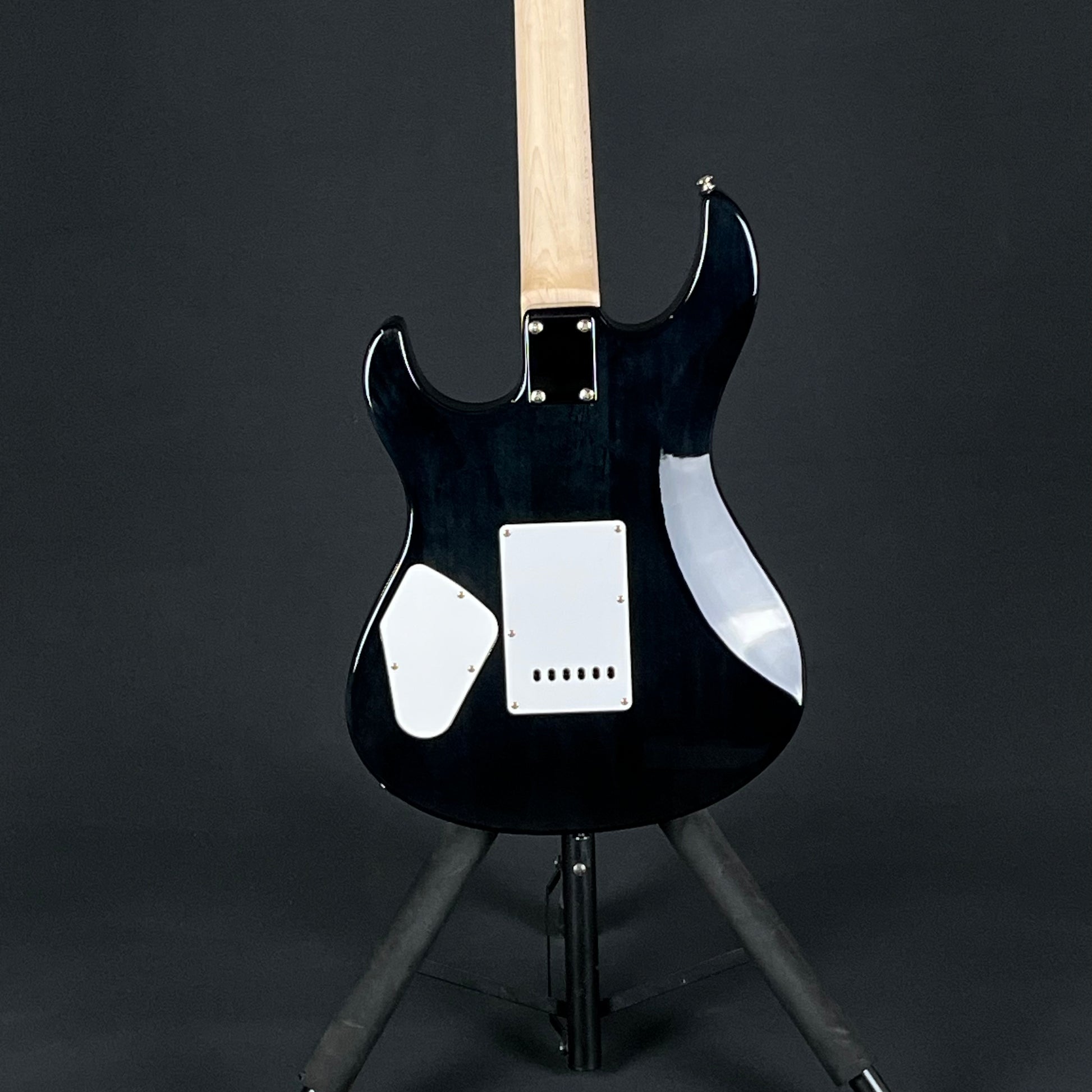 YAMAHA PAC212VFM