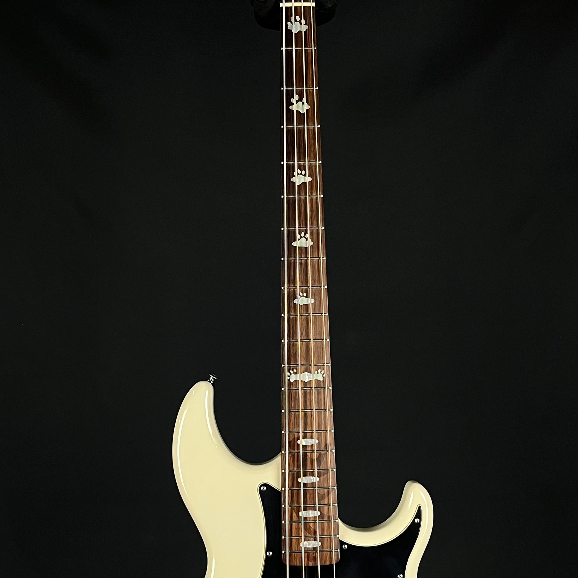 YAMAHA BB424X Bass