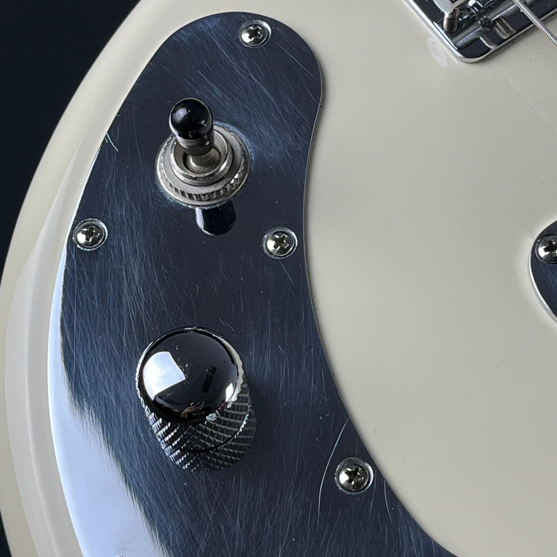 YAMAHA BB424X Bass