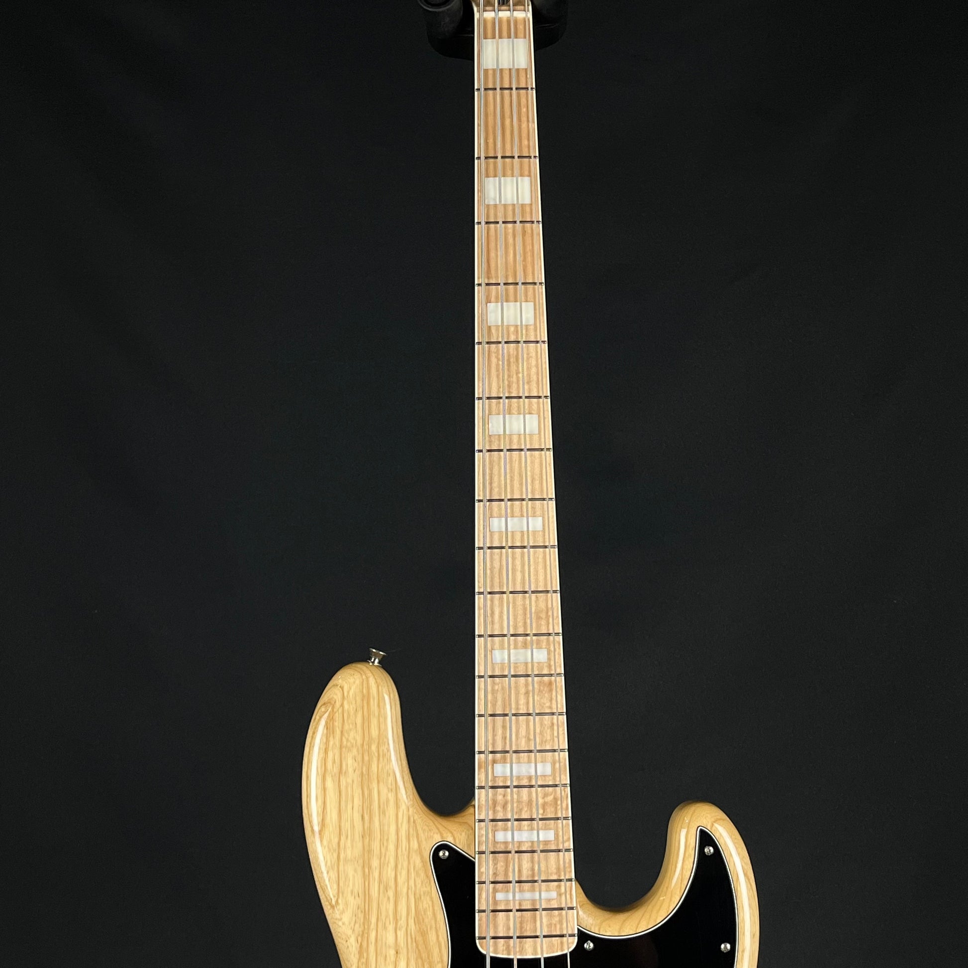 Fender Japan Traditional II 70s Jazz Bass