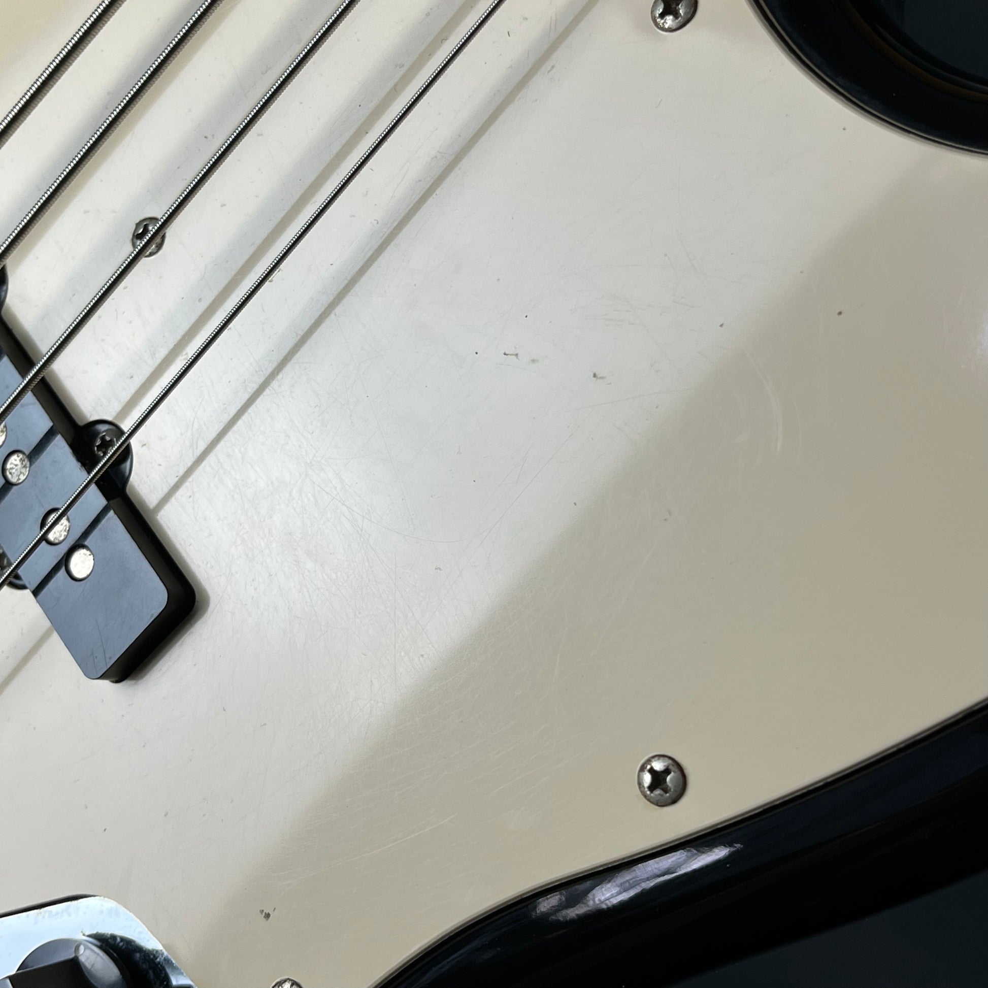 Squier Jazz Bass