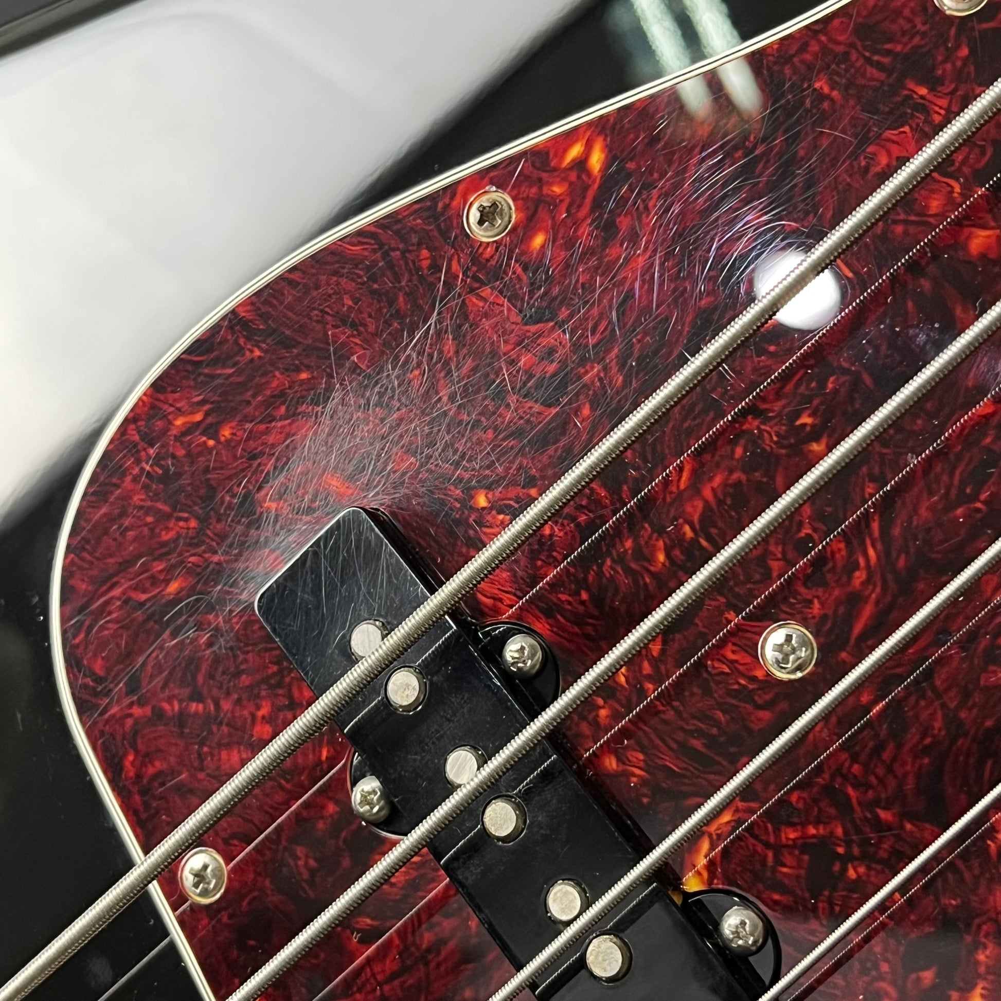 Fender Vintera II 60s Jazz Bass