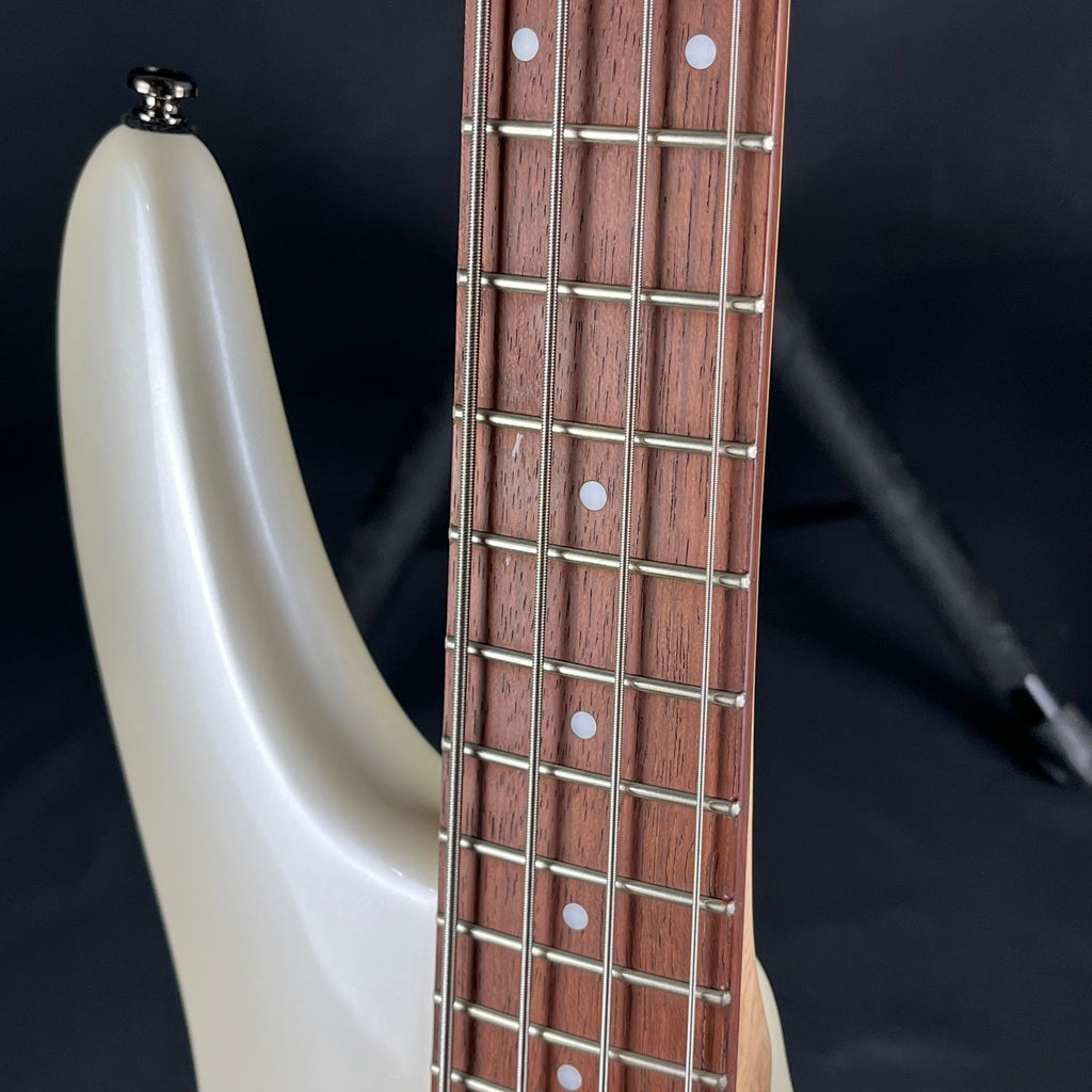 Ibanez SR300E Bass