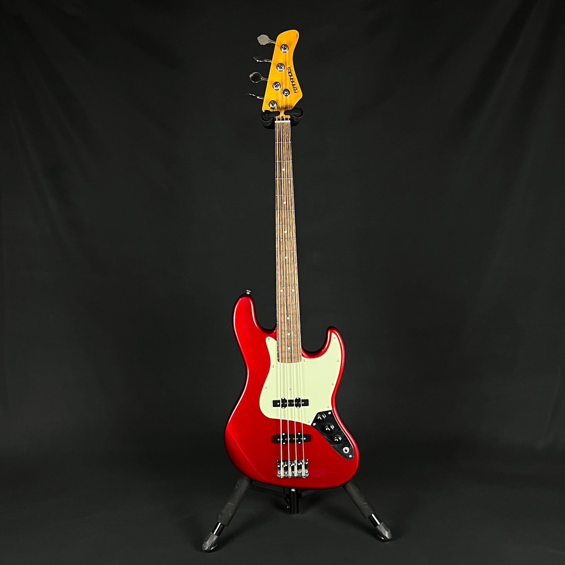 Fernandes Jazz Bass