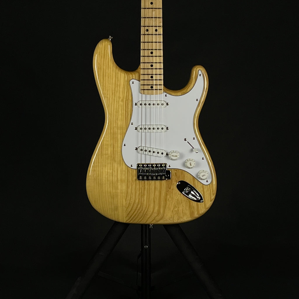 Fender Japan Stratocaster ST72 Ash