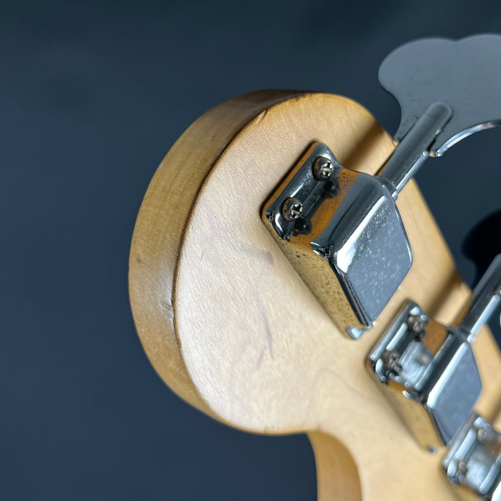 Squier Affinity Jazz Bass