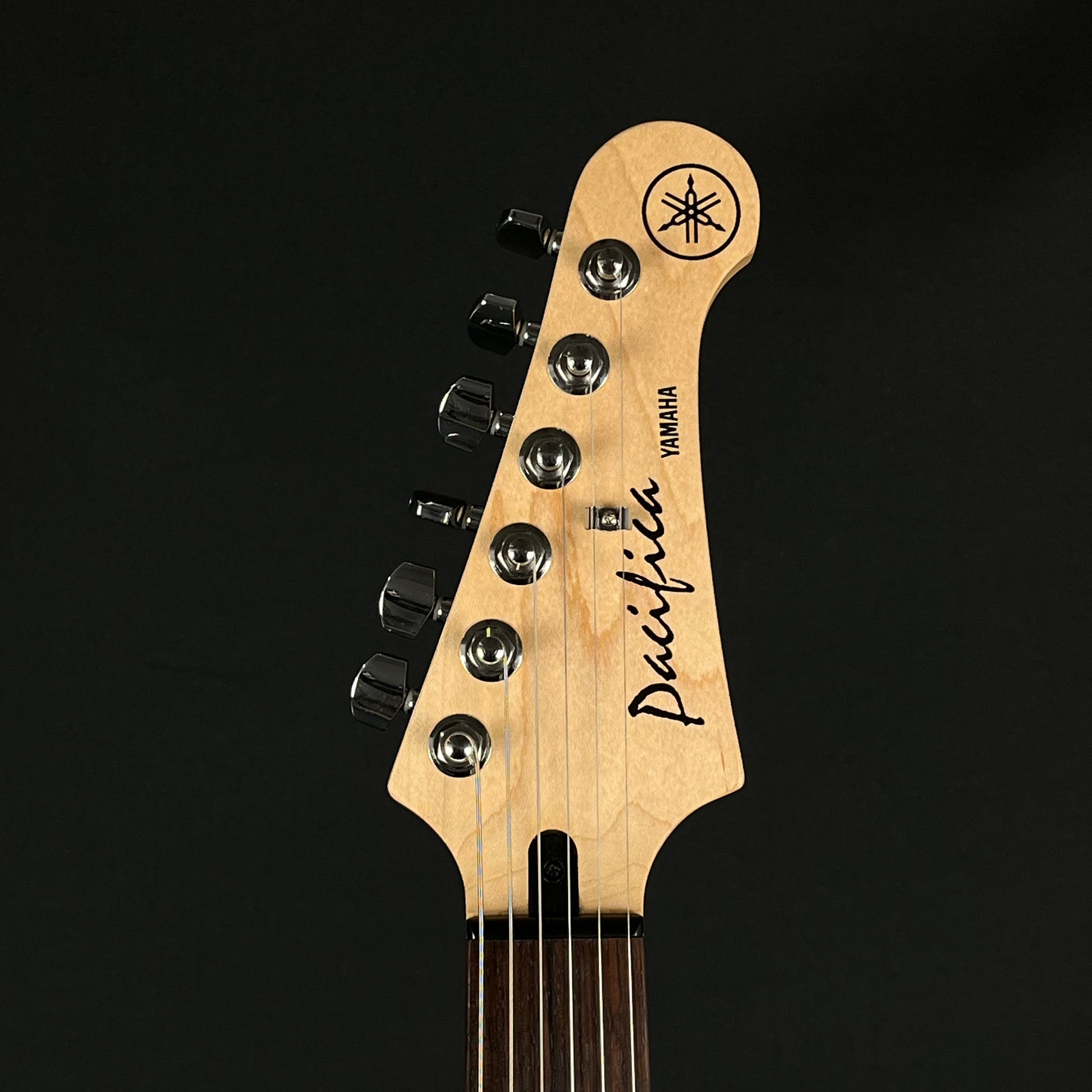 YAMAHA PAC112J