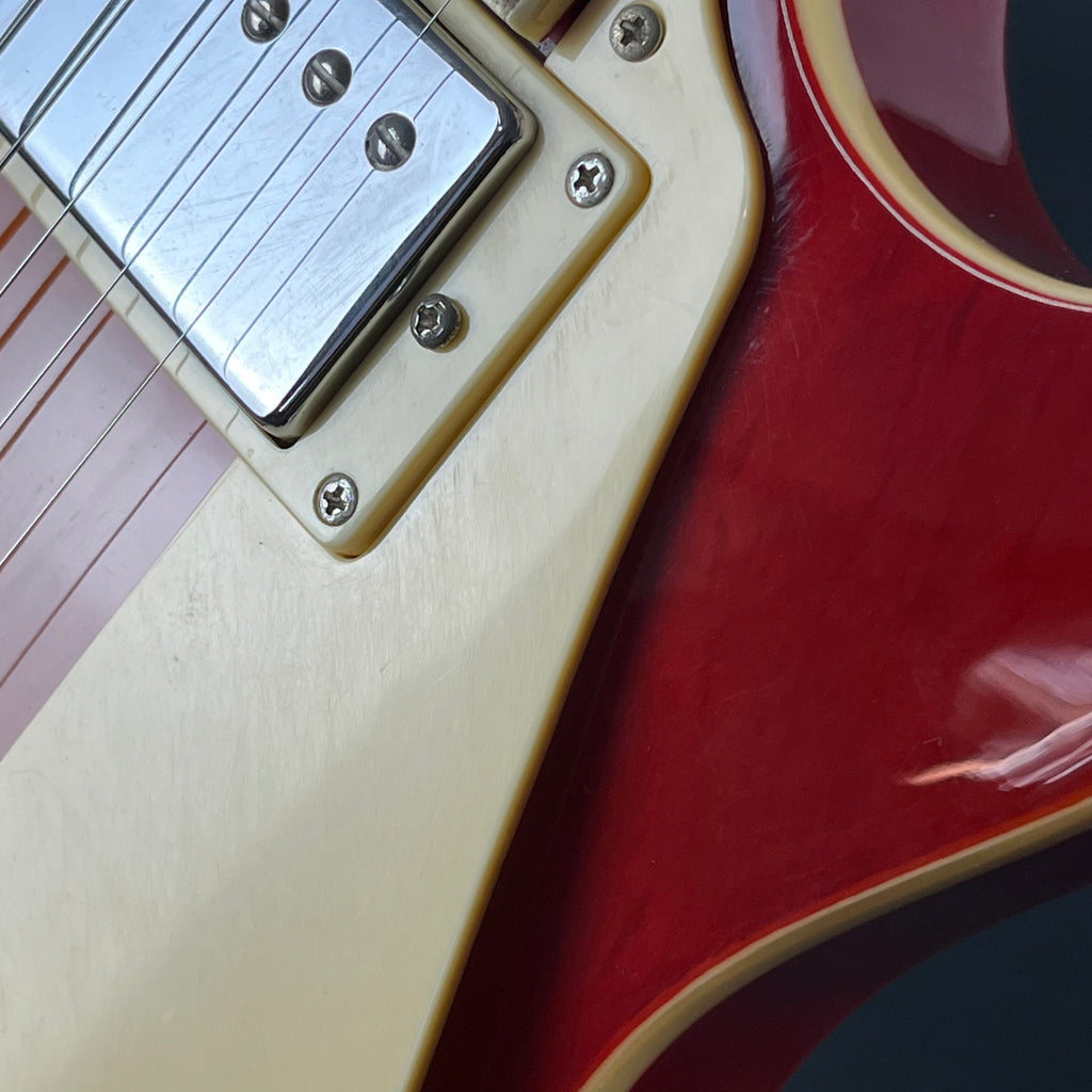 Maestro by Gibson Les Paul