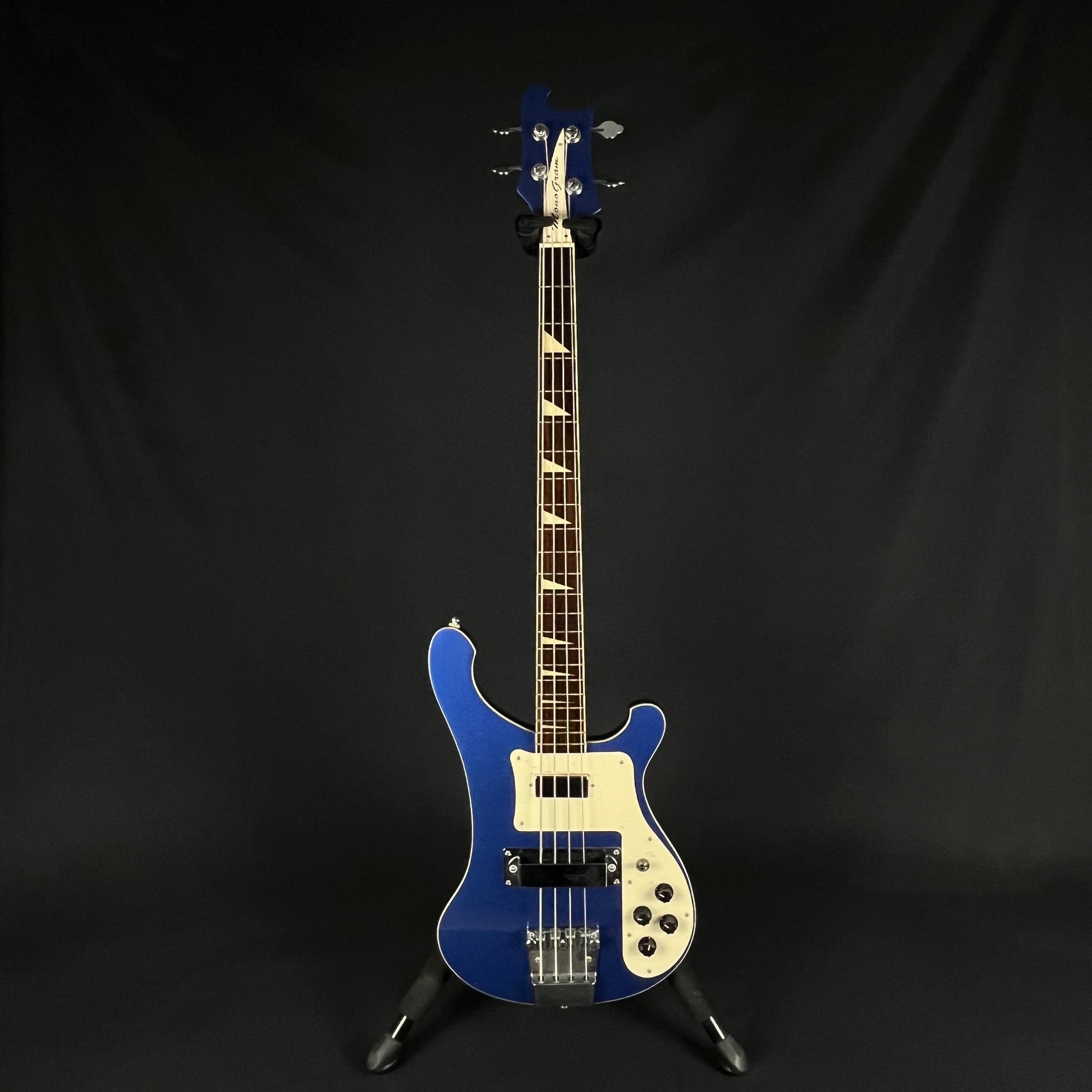 Monogram MR-900B Bass