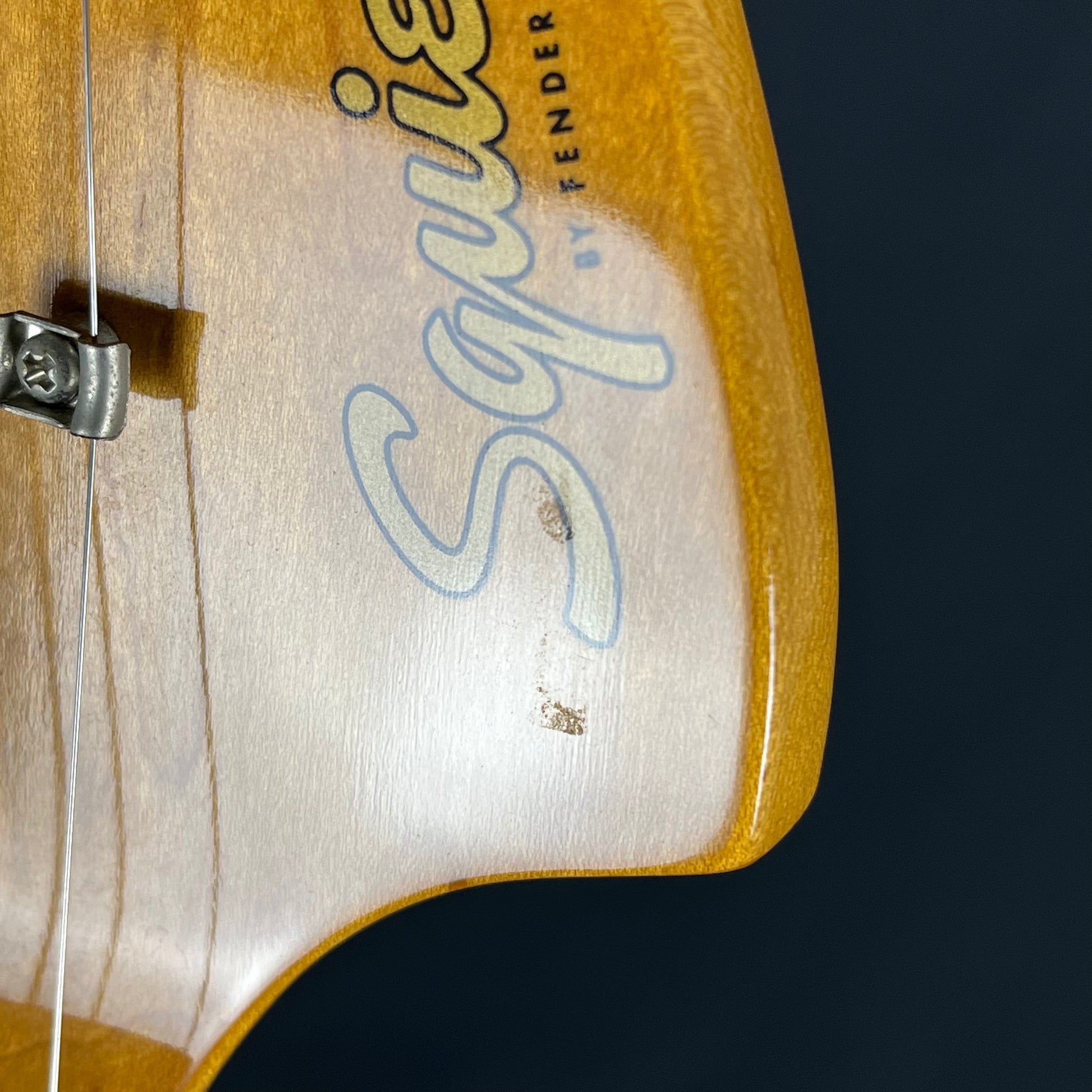 Squier Classic Vibe Bass VI 2019