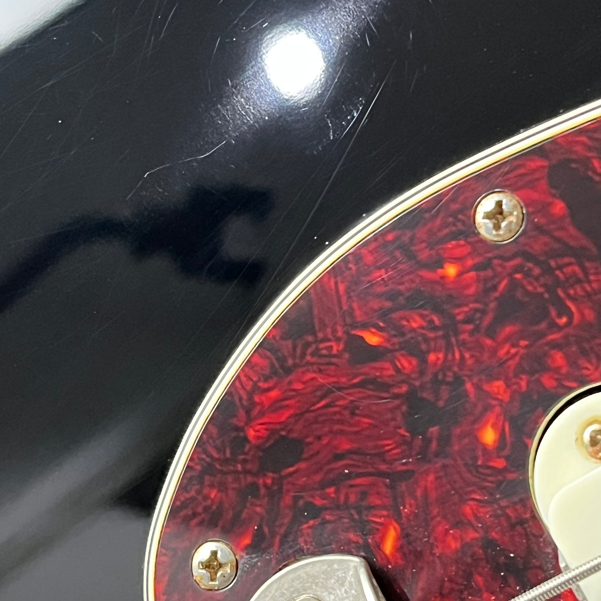 Squier Classic Vibe Bass VI 2019