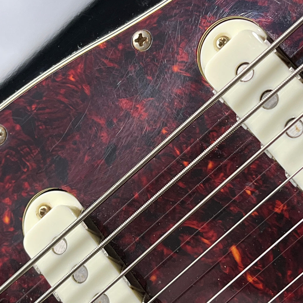 Squier Classic Vibe Bass VI 2019