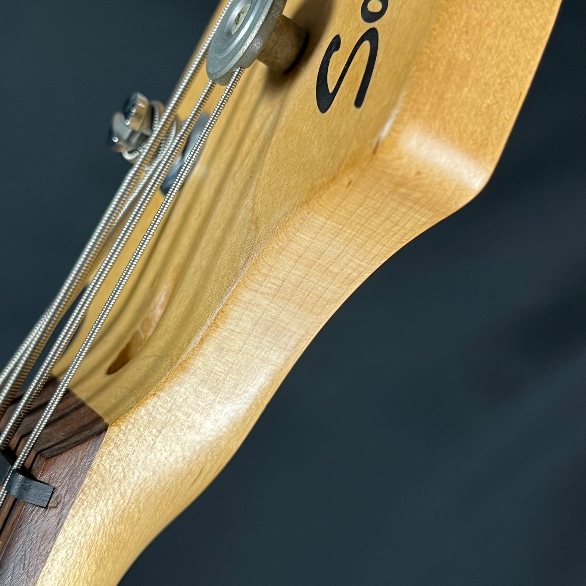 Squier Affinity Jazz Bass