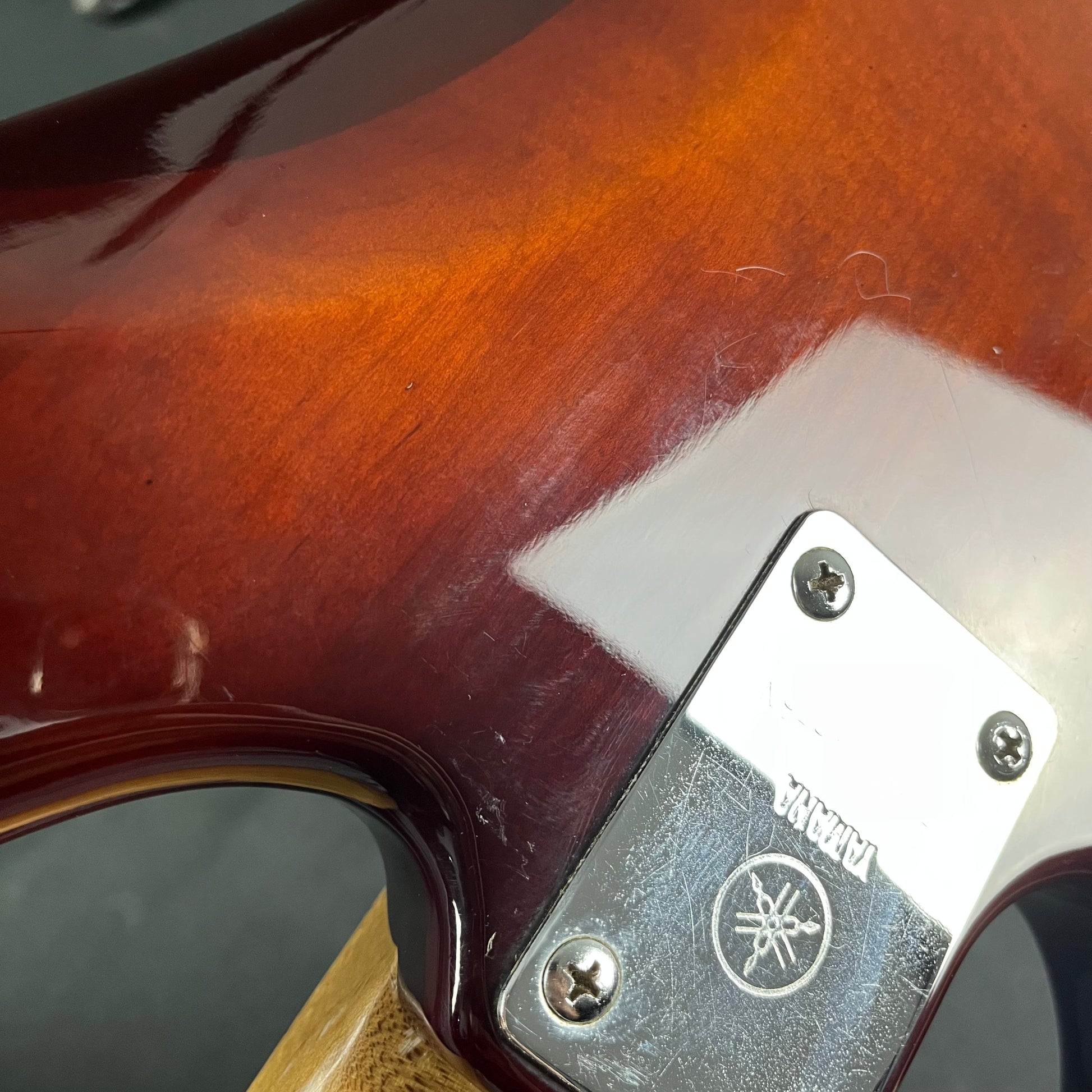 YAMAHA Japan Super Bass 500S * Fretless Mod *