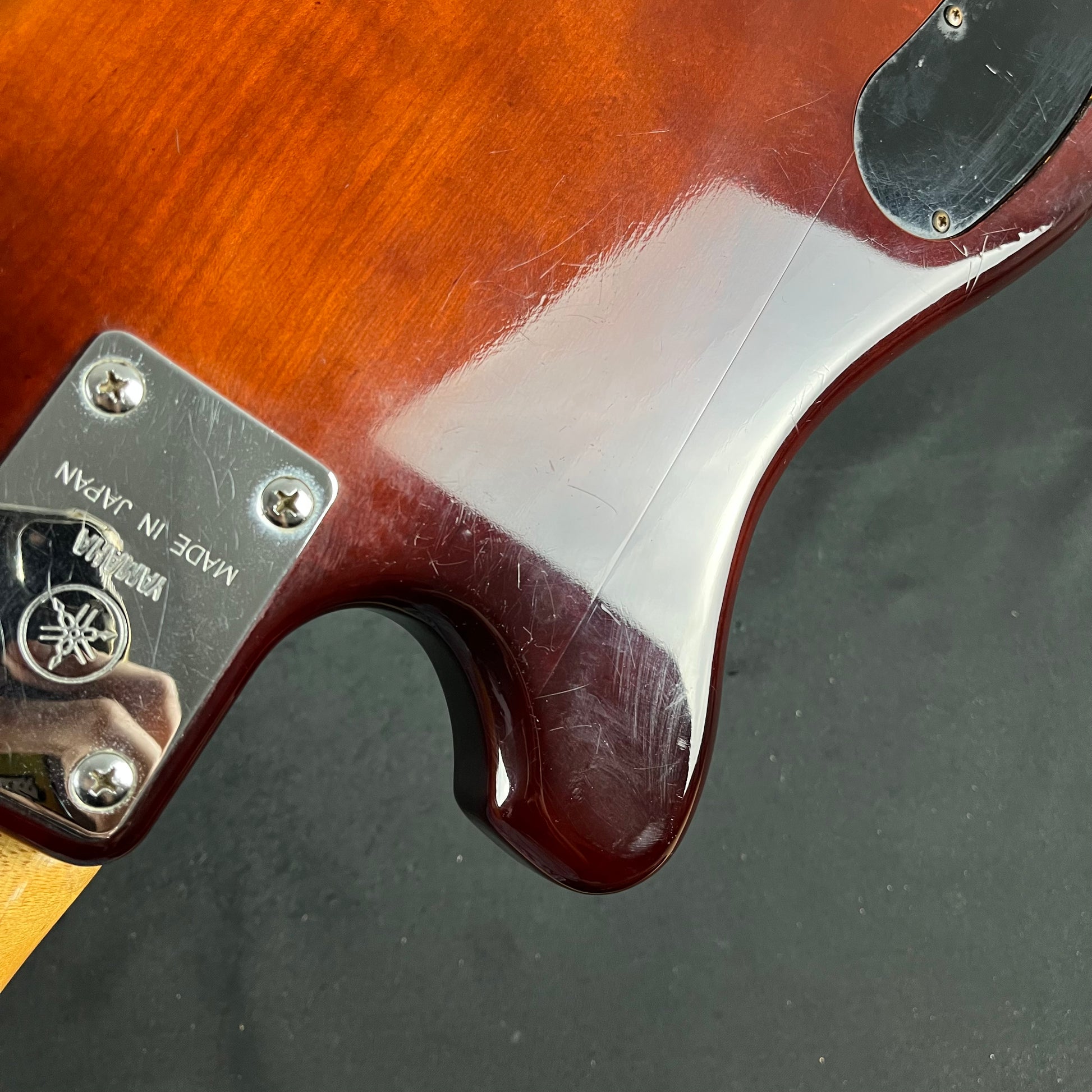 YAMAHA Japan Super Bass 500S * Fretless Mod *